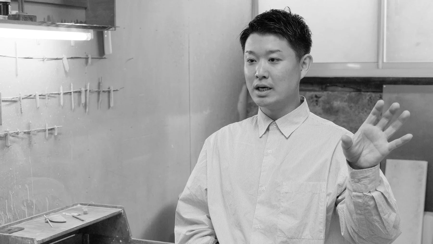 Taruta Hiroshi: Glowing Lines Carved in Celadon