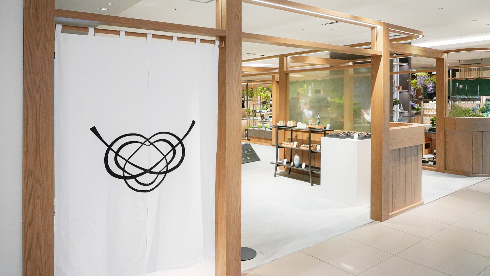 Visit MUSUBI KILN Crafts at Otonami Lounge Tokyo