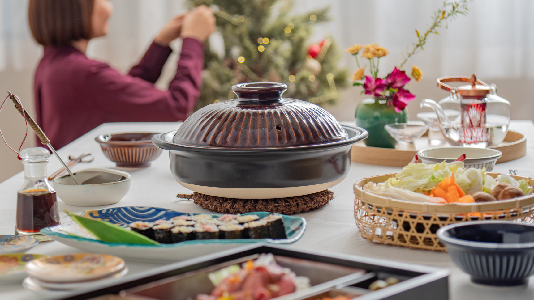 Staff Picks: Holiday Party Dinnerware Essentials