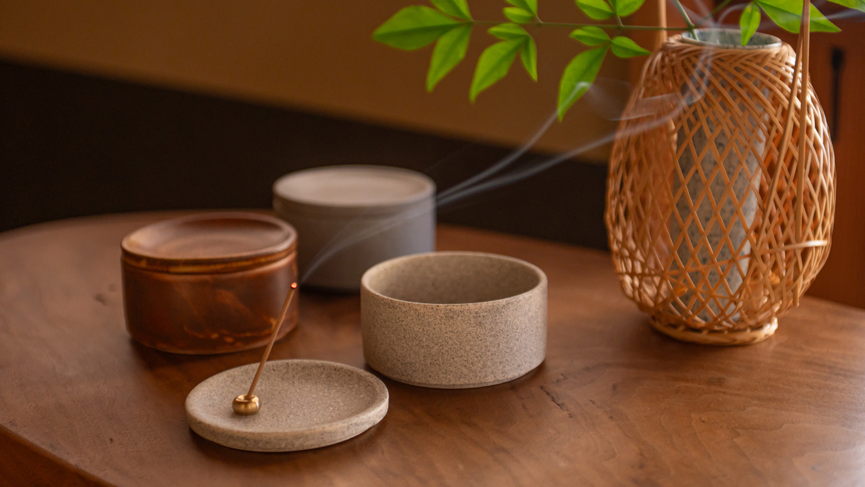 How to Use a Japanese Incense Holder