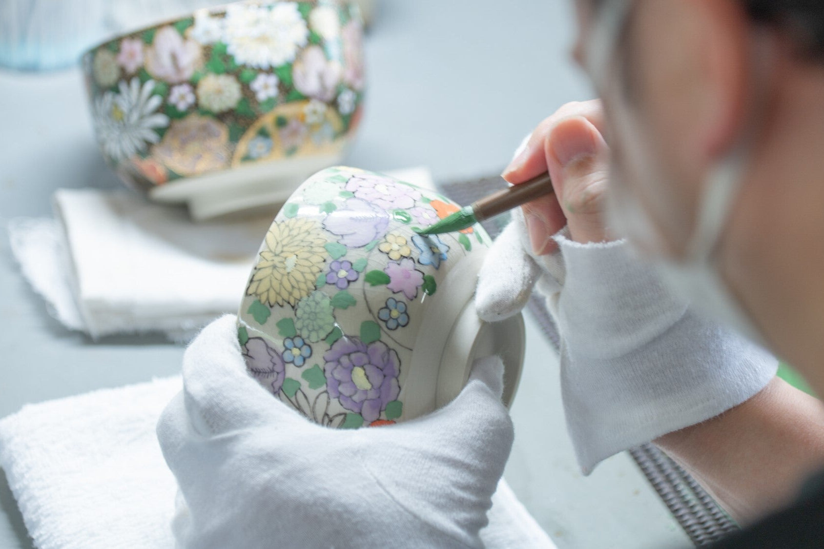 The Process of Making Kutani Ware