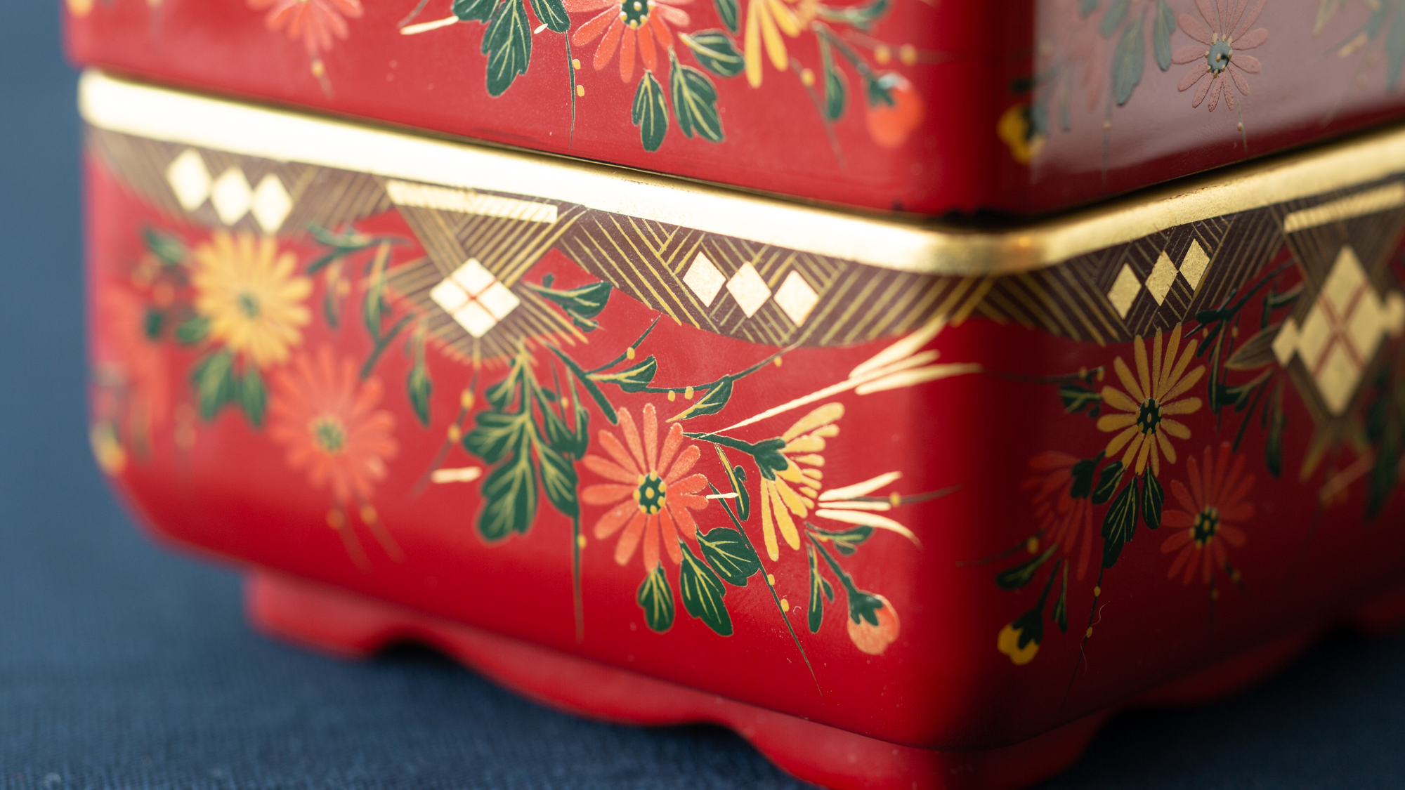 Aizu Lacquerware