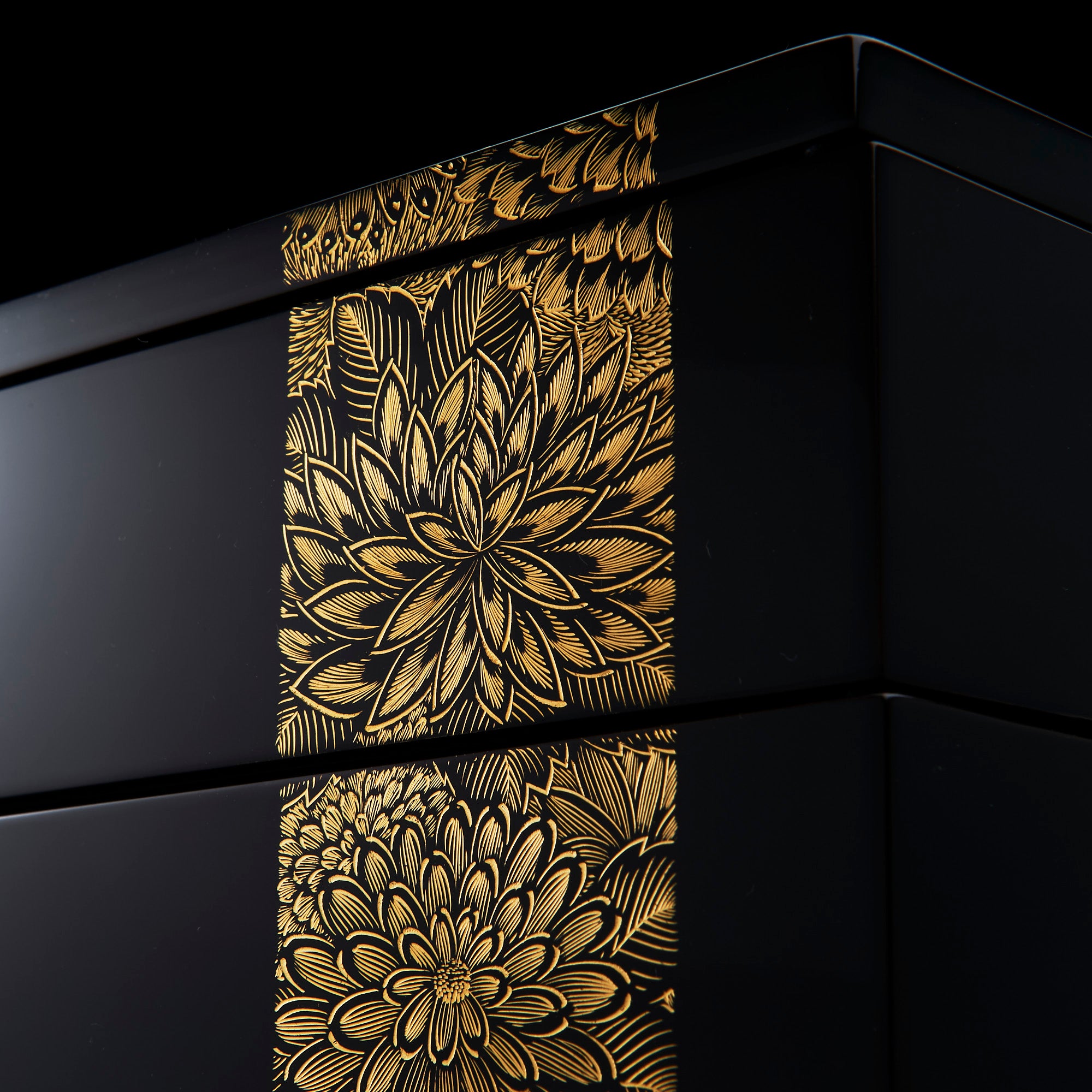 Moon and Chrysanthemum Jubako Bento Box