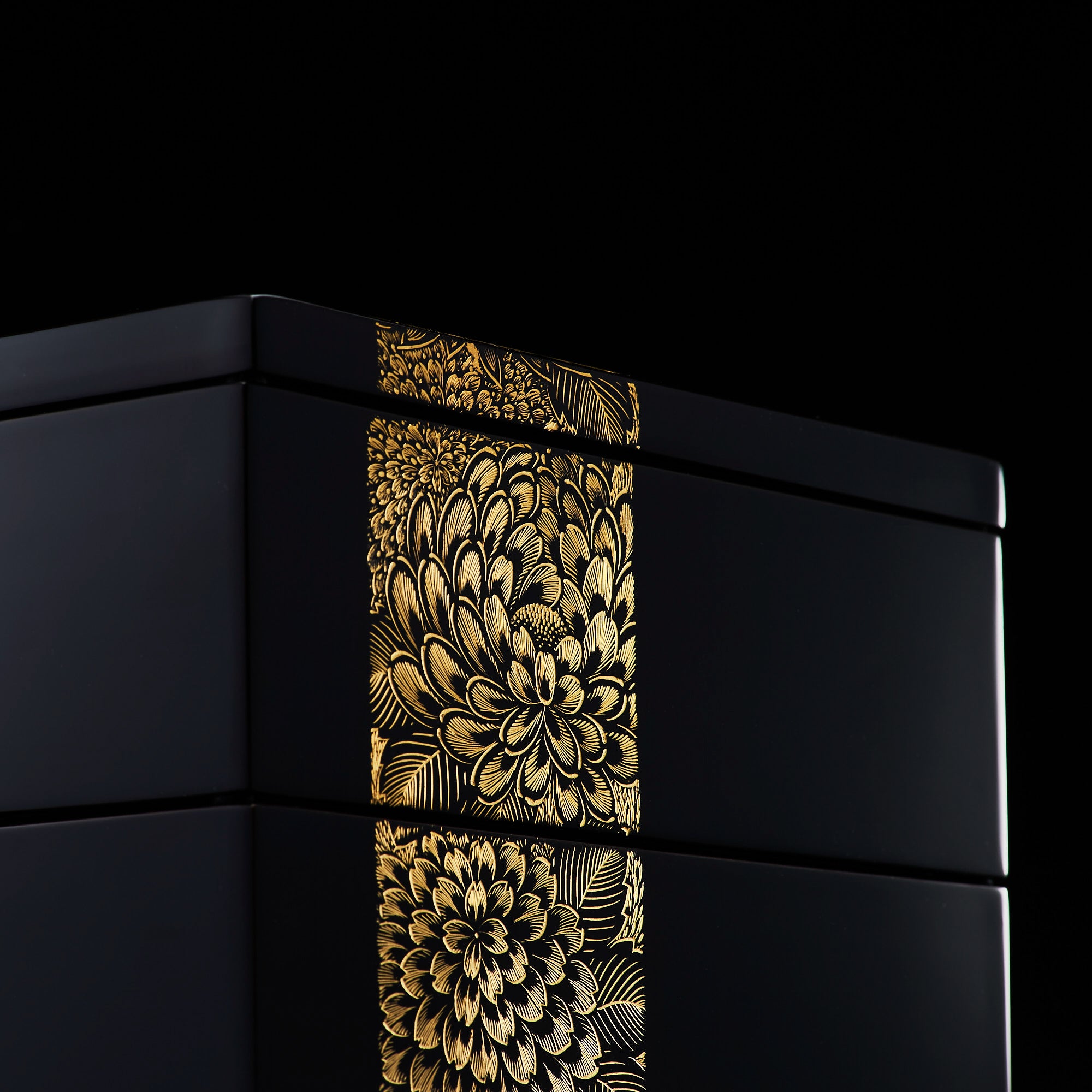 Moon and Chrysanthemum Jubako Bento Box