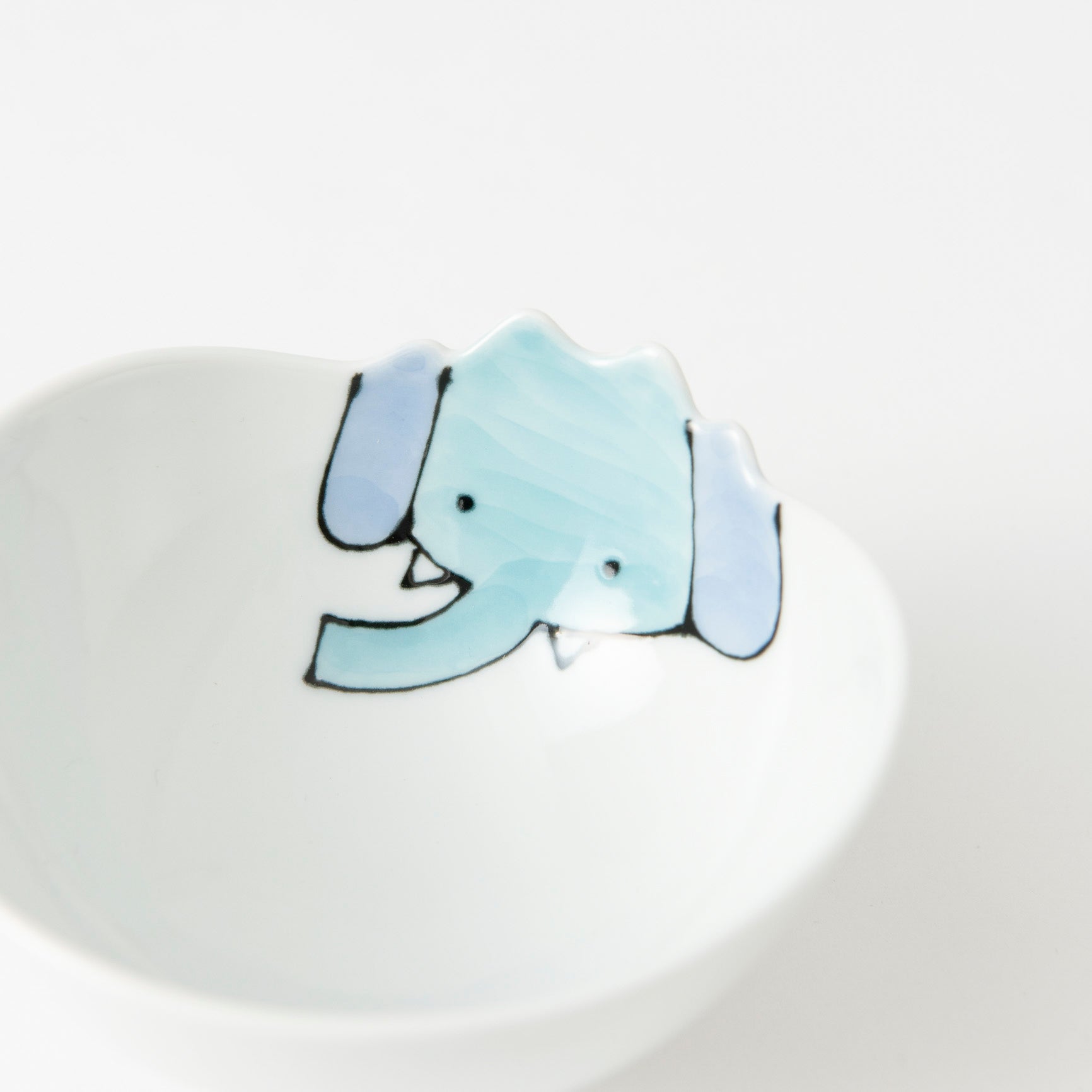 Rim-Peeking Animals Designed Japanese Rice Bowl