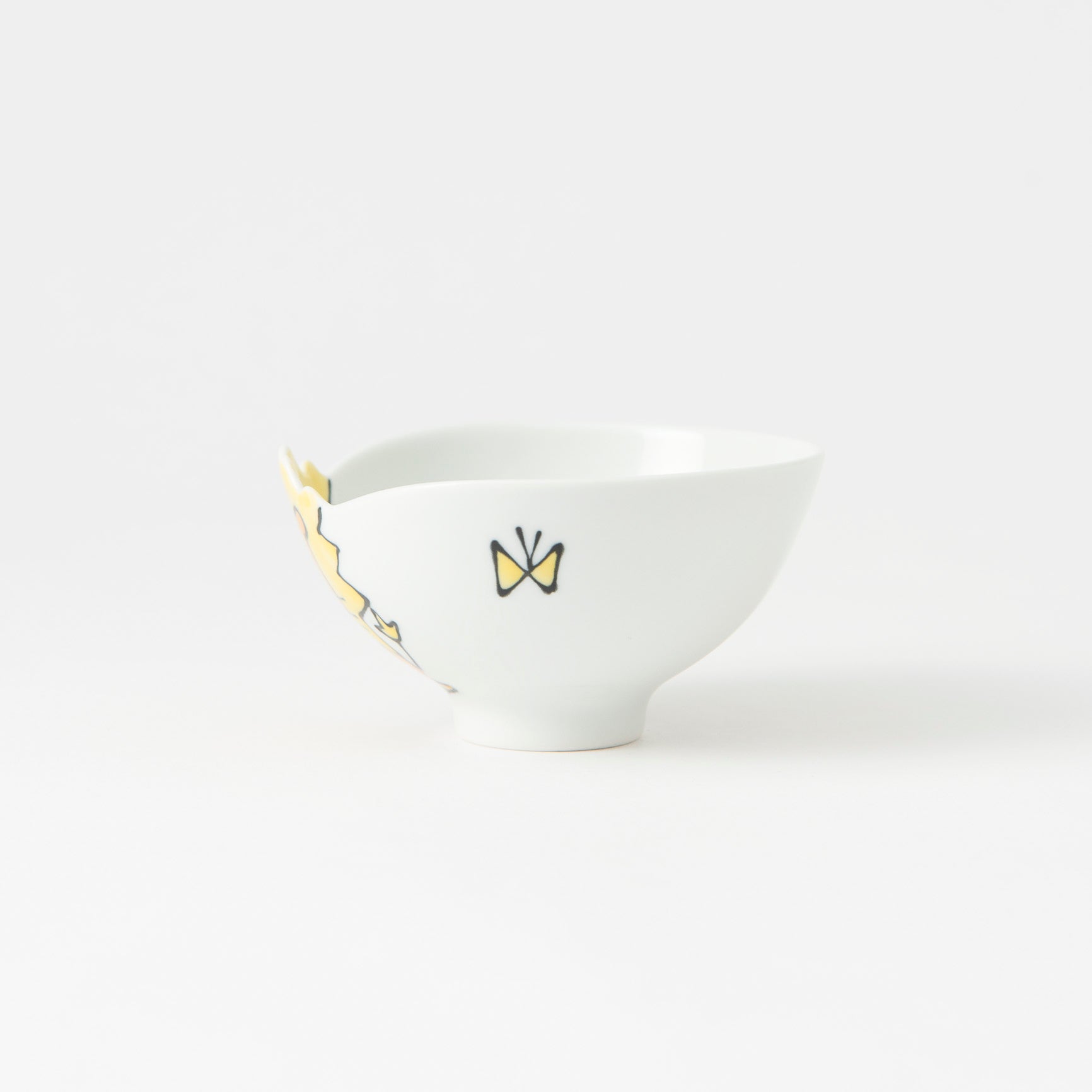 Rim-Peeking Animals Designed Japanese Rice Bowl