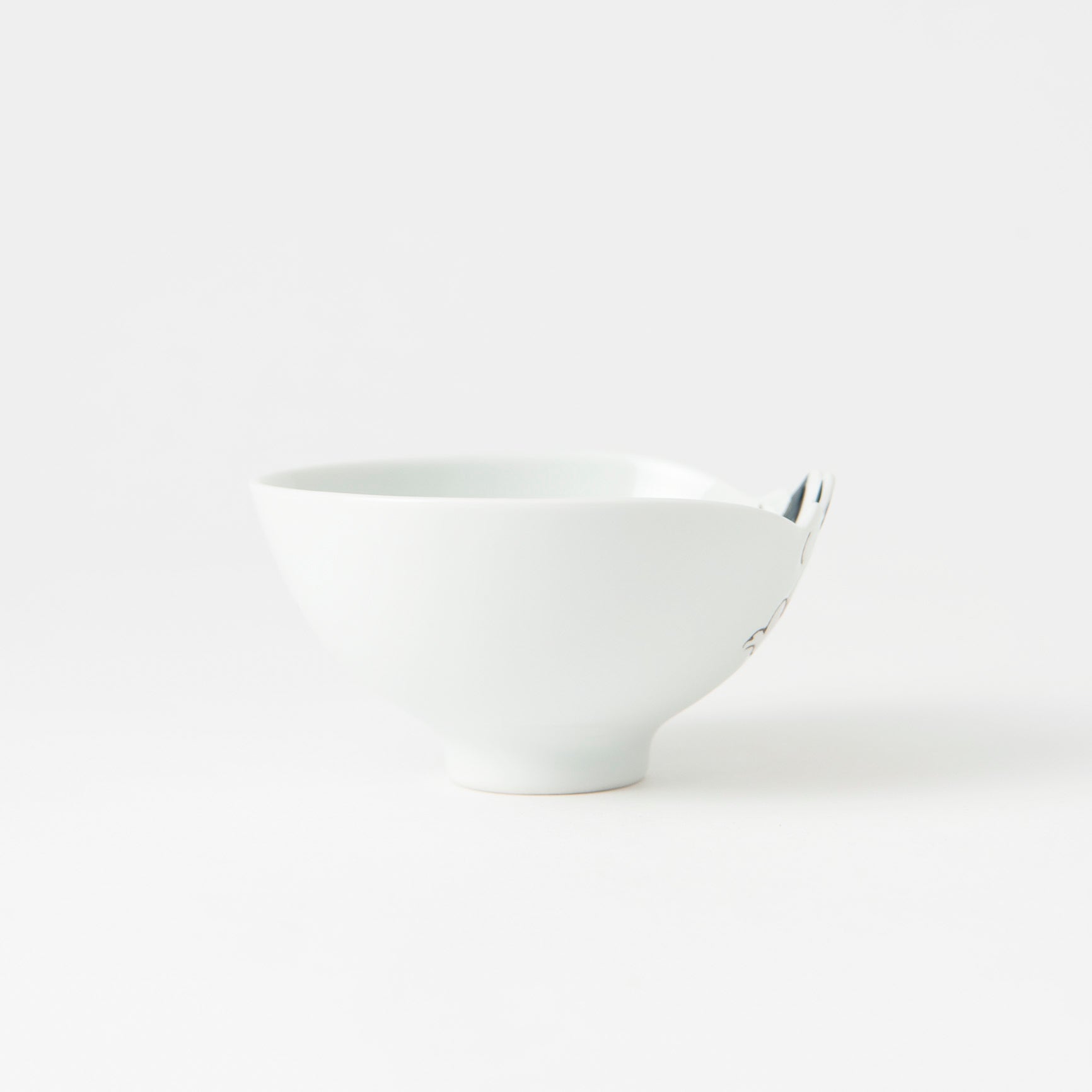 Rim-Peeking Animals Designed Japanese Rice Bowl