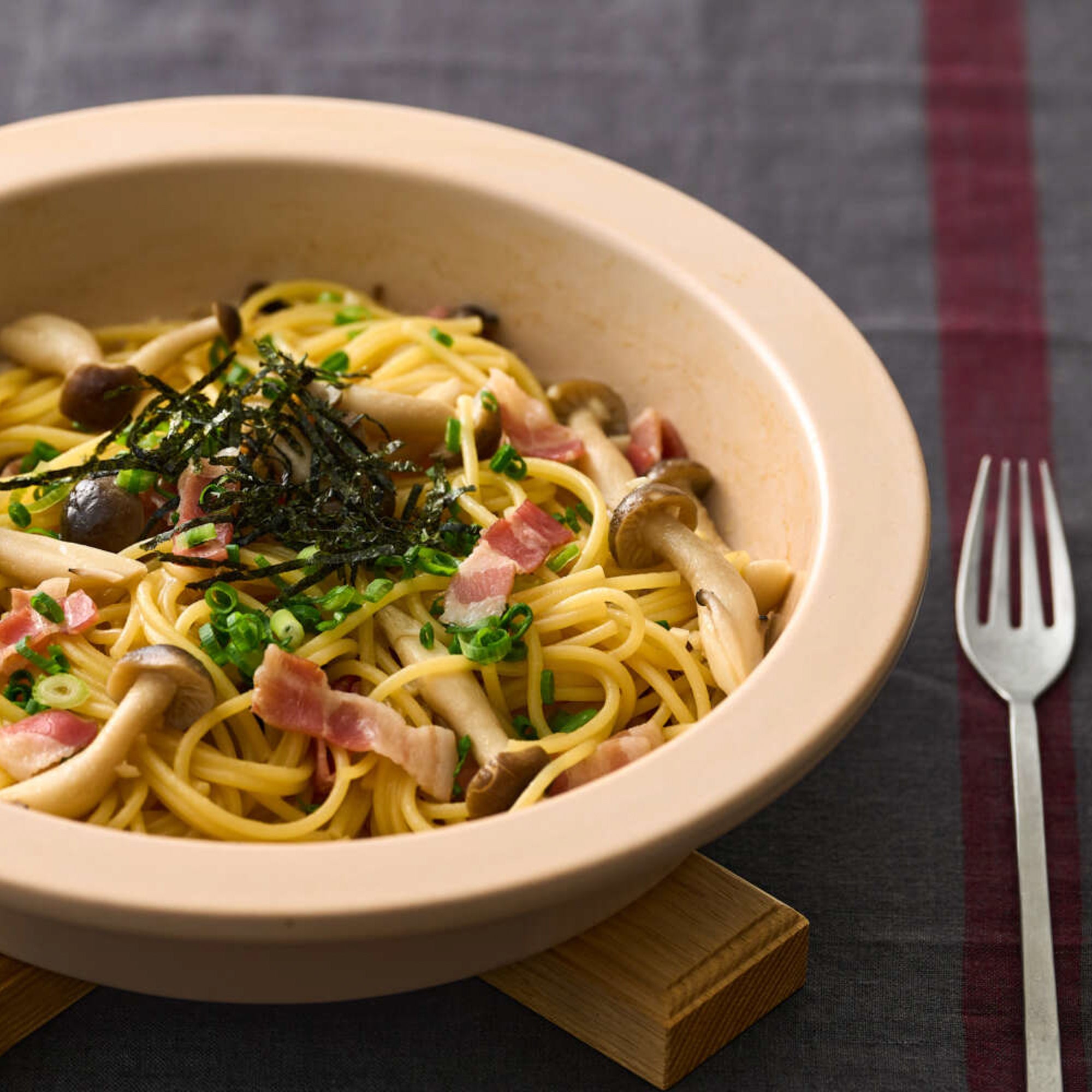 PETARI Shallow Donabe Pot 9.4 IN