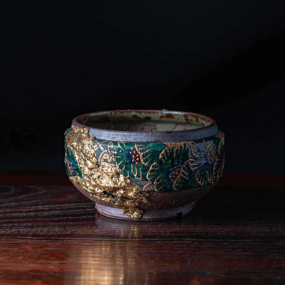 Gold Plum Round Plant Pot