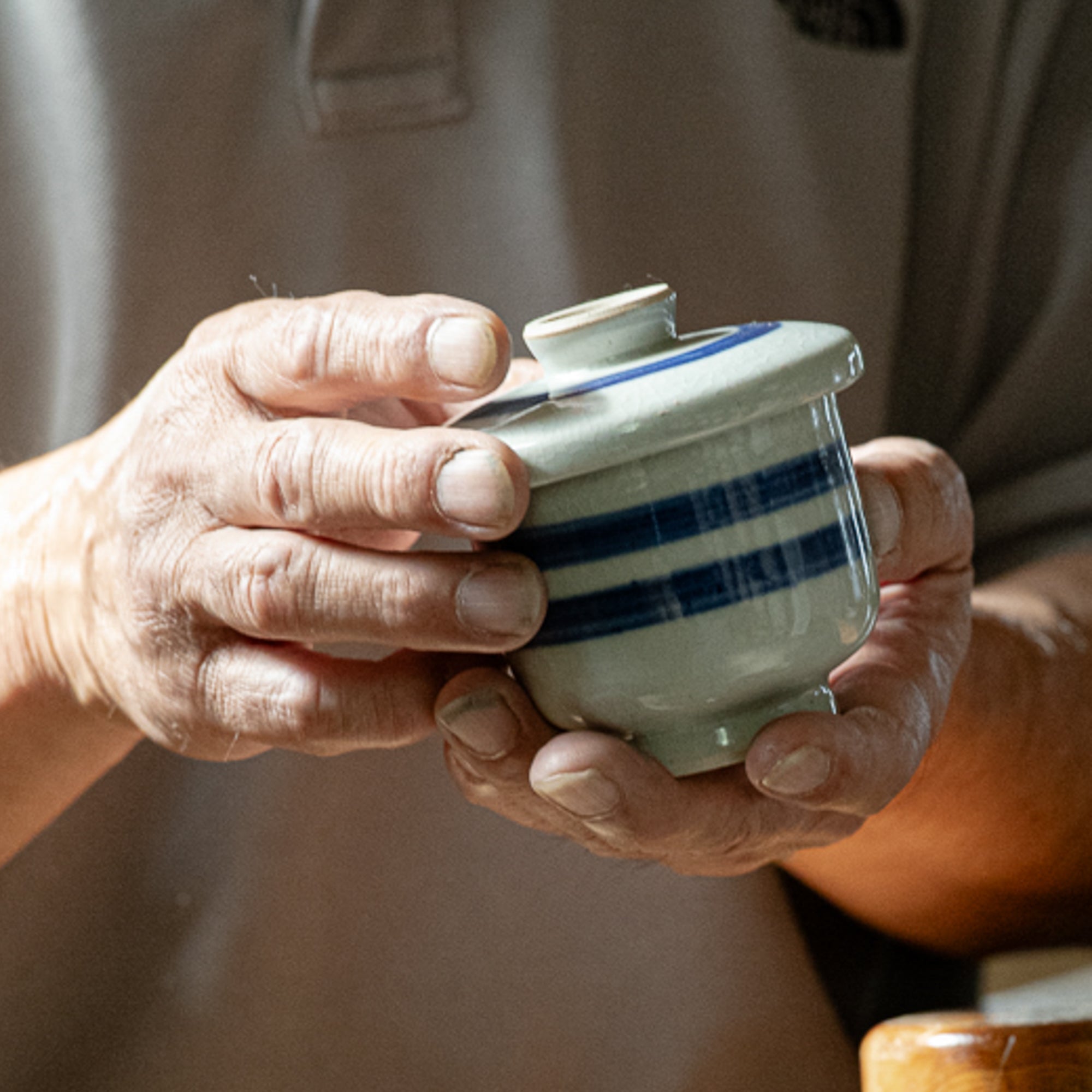 Blaue Pinselstrich-Chawanmushi-Schale