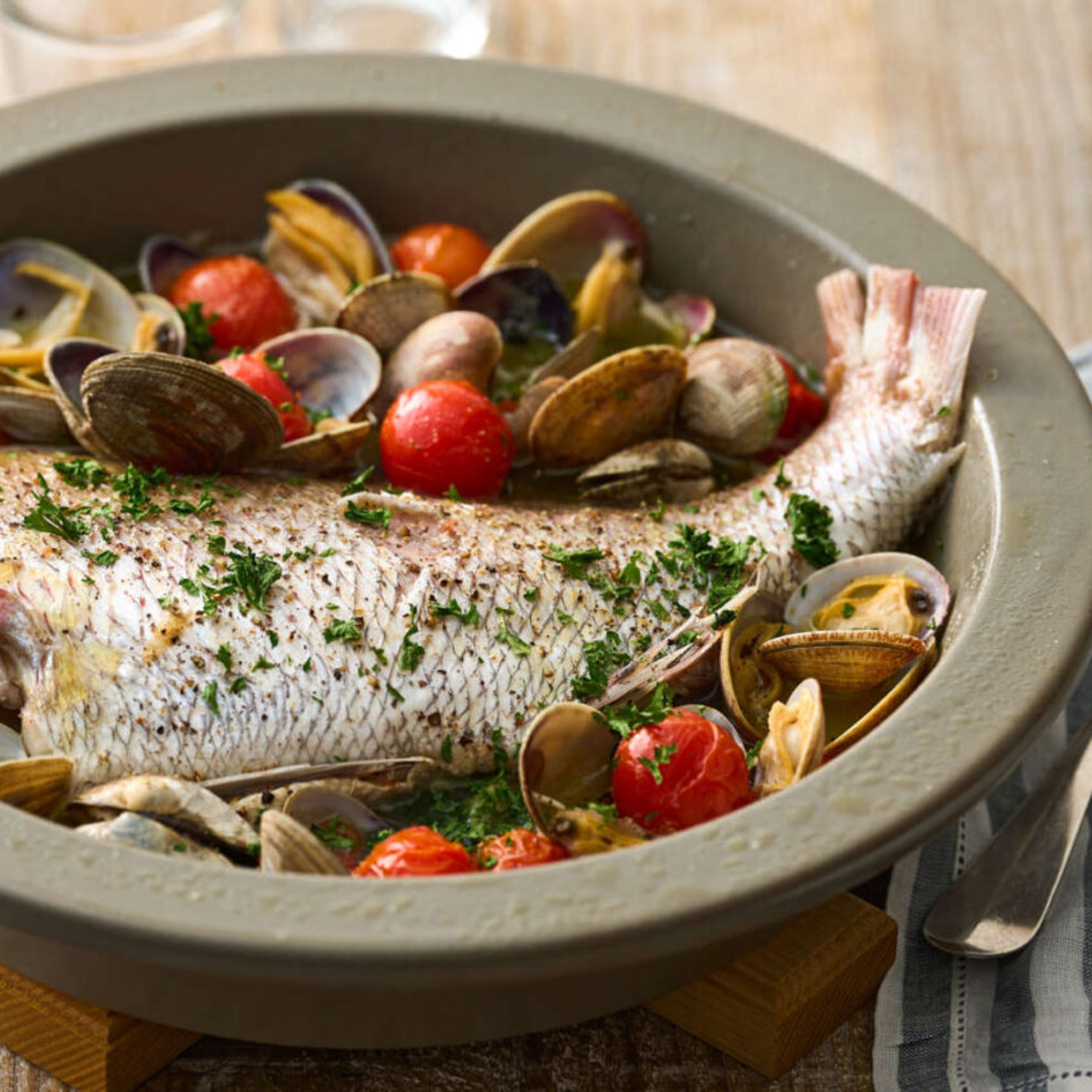 PETARI Shallow Donabe Pot 11.8 IN