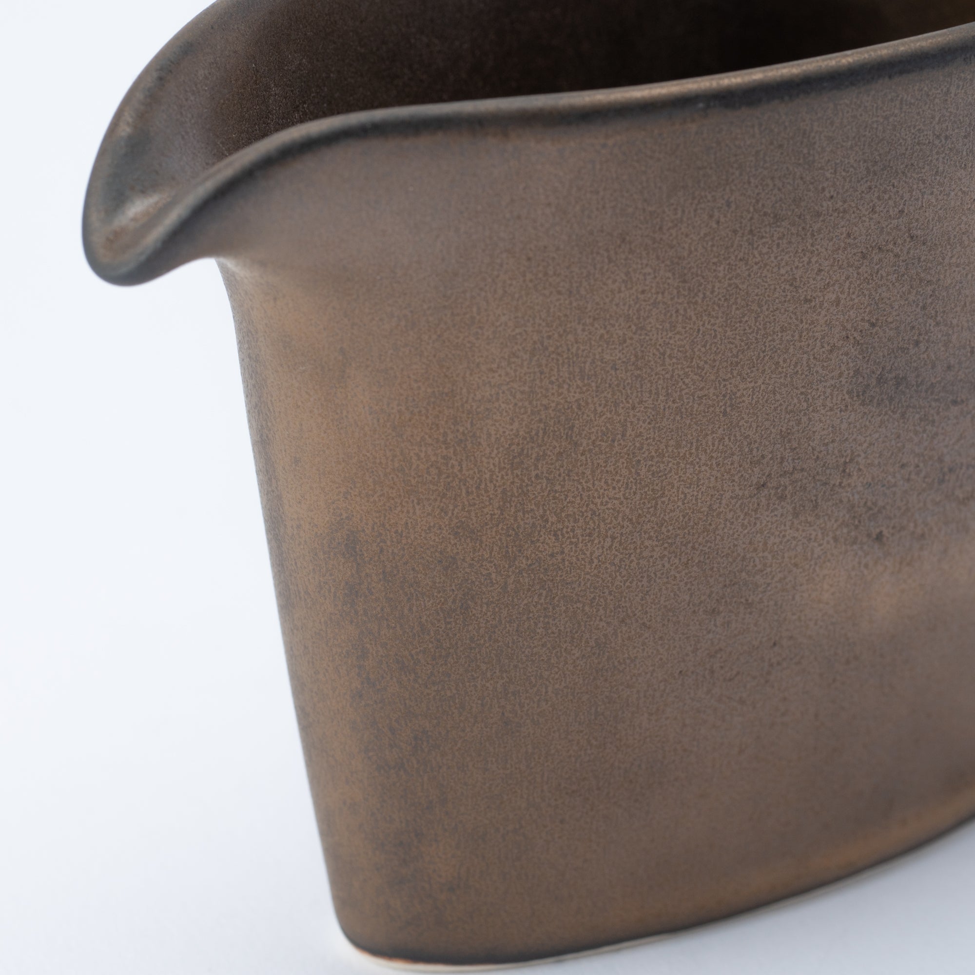 Soporte para salsa y utensilios con glaseado terroso