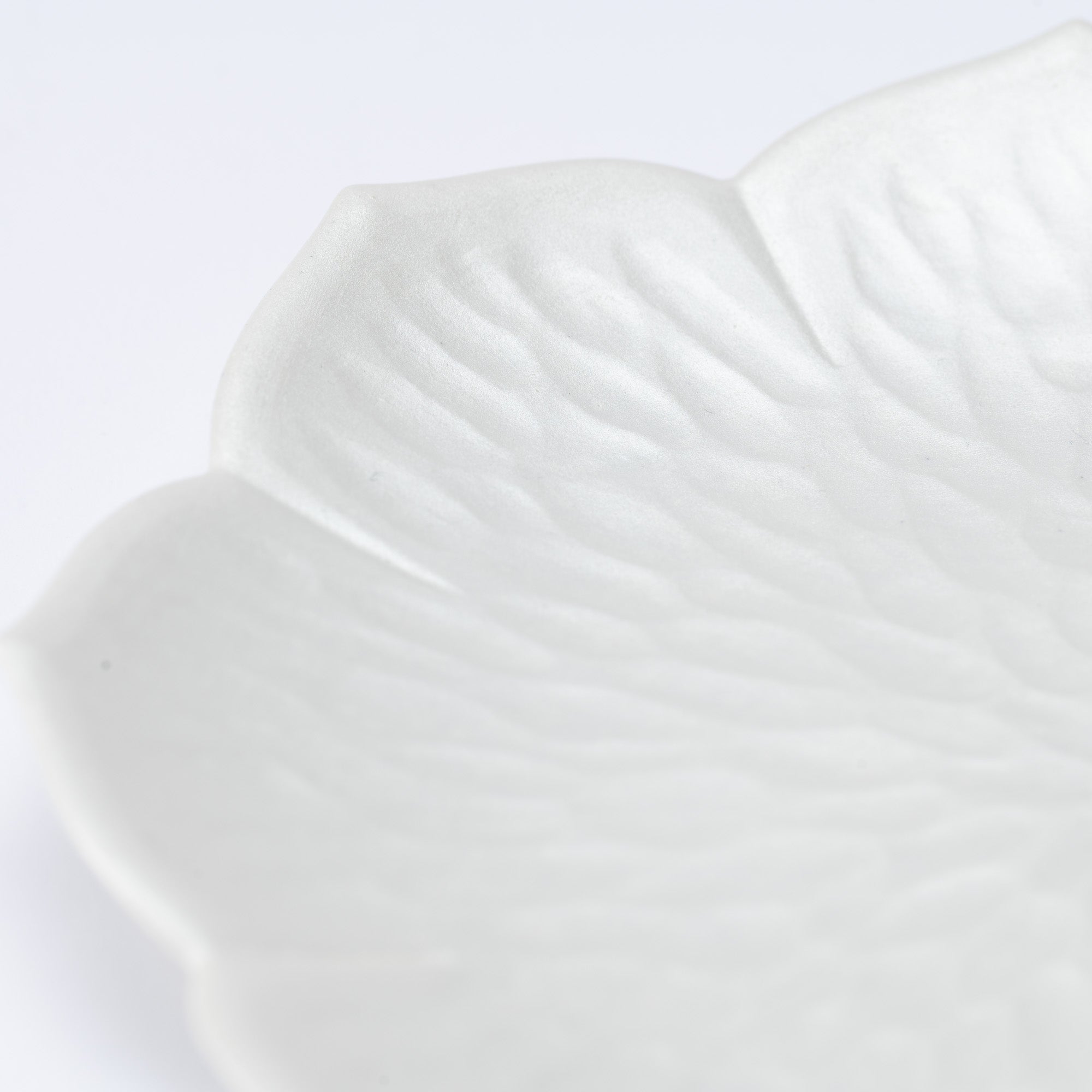 Plato lateral de flores Ginsai Kikyo