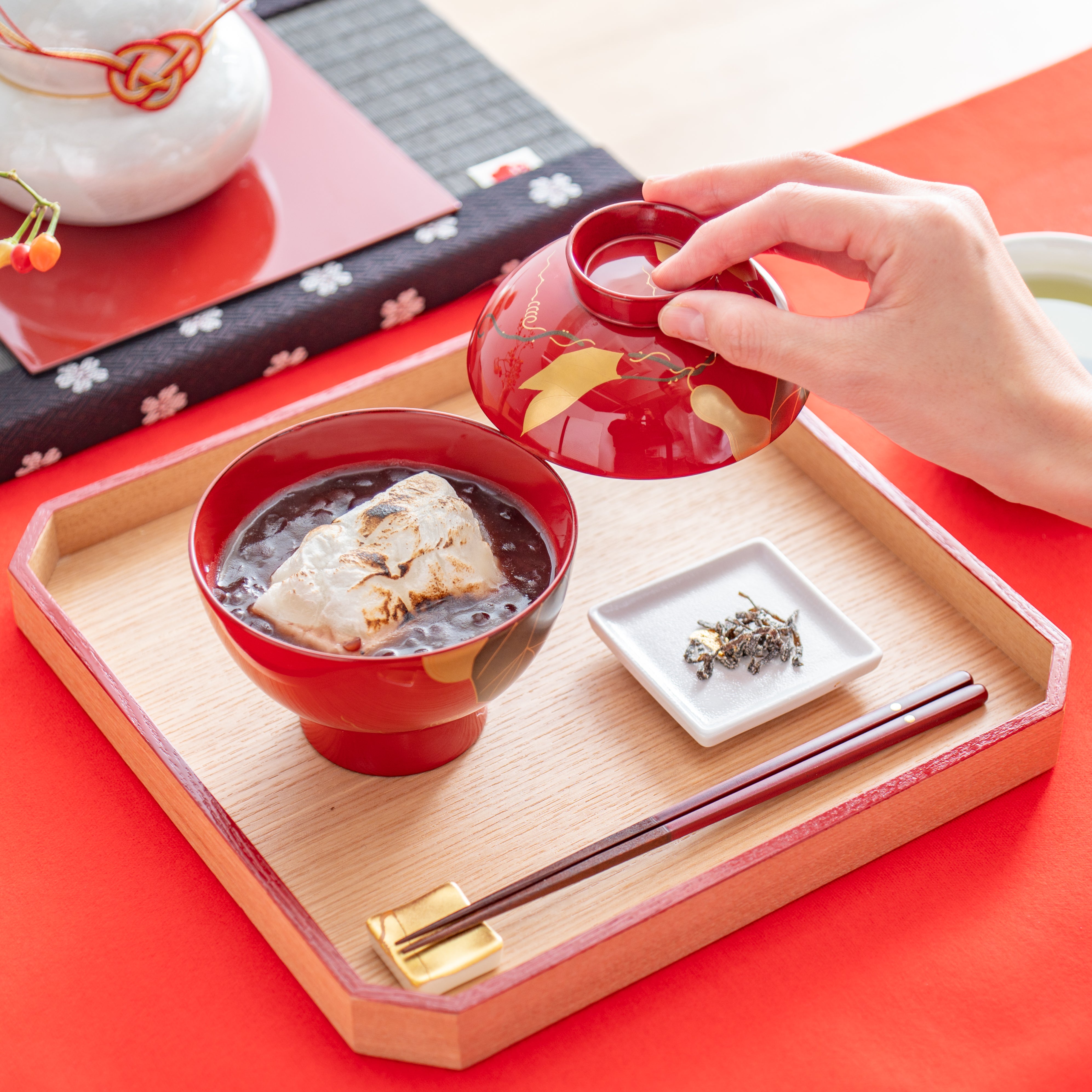 Japanese Ash Red Echizen Lacquerware Corner-Cut Tray