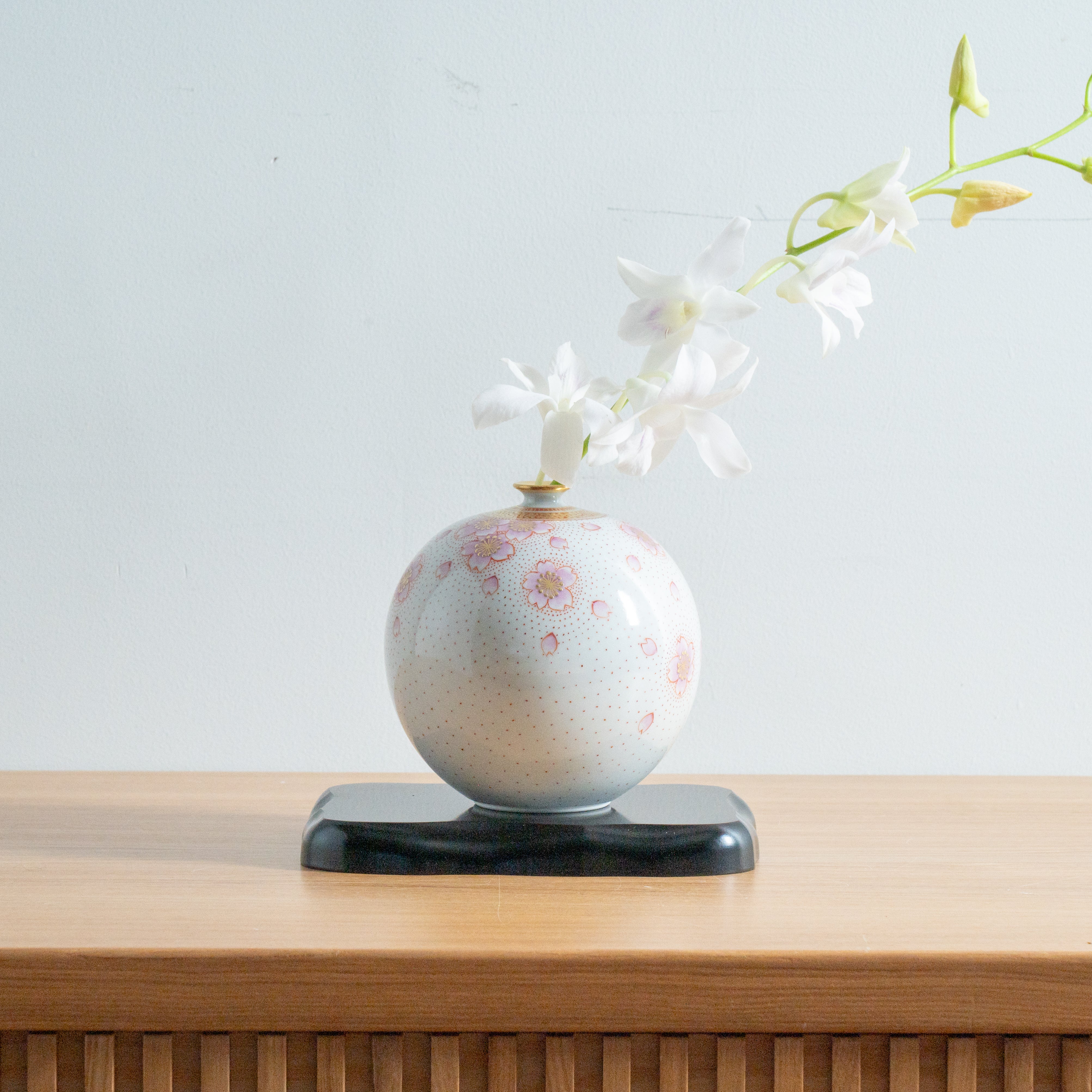 Kinrande Sakura Japanese Flower Vase
