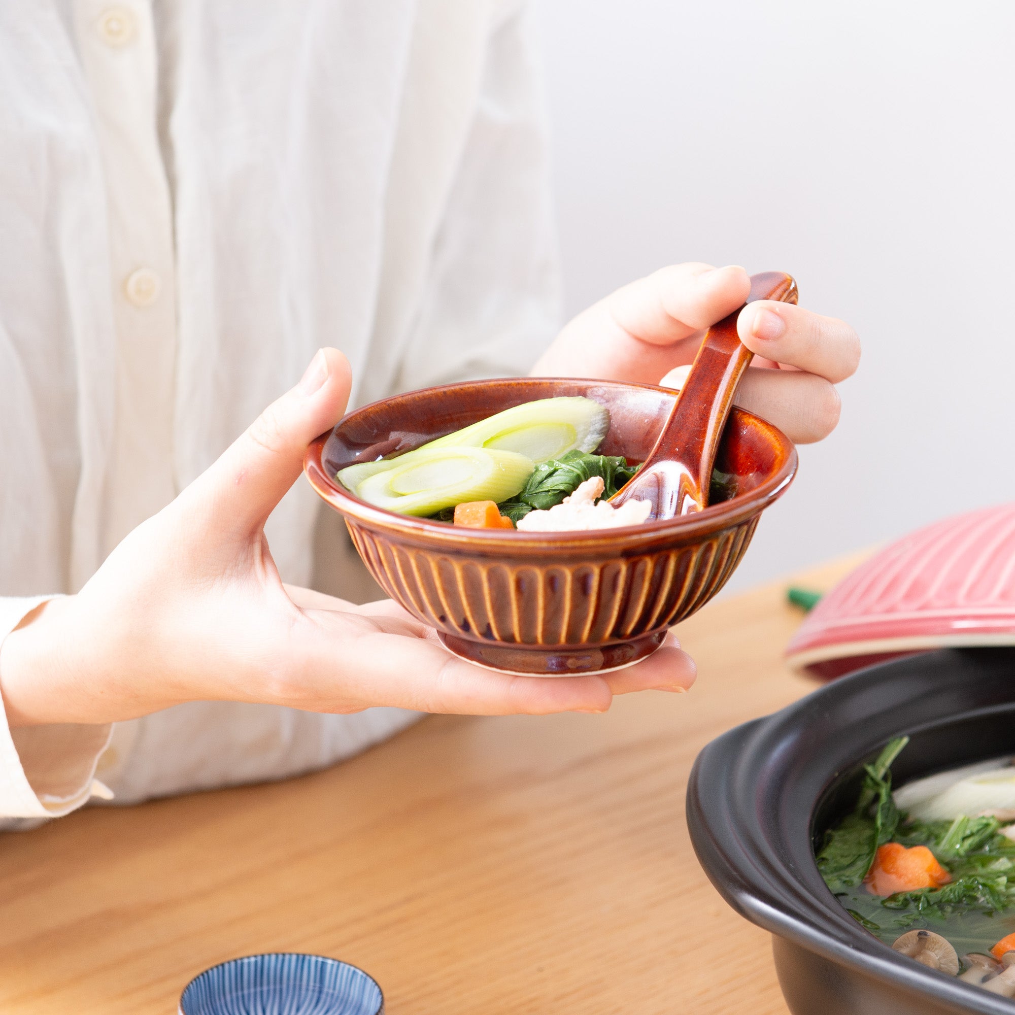 Kikka Chrysanthemum Medium Bowl