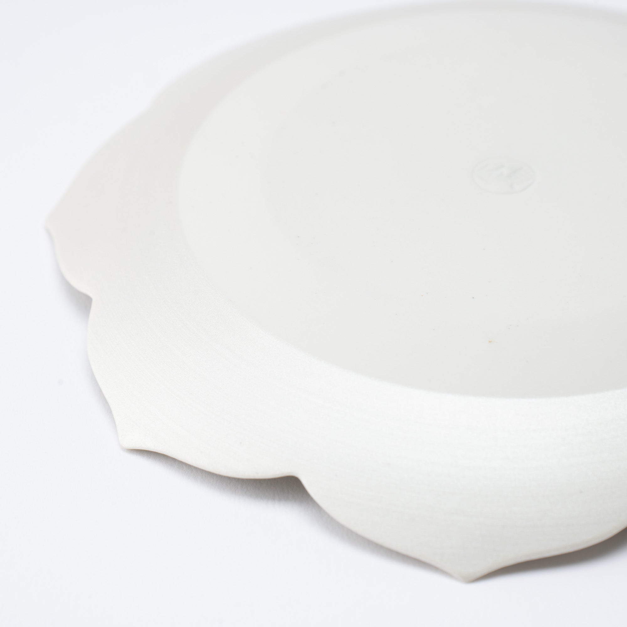 Plato lateral de flores Ginsai Kikyo