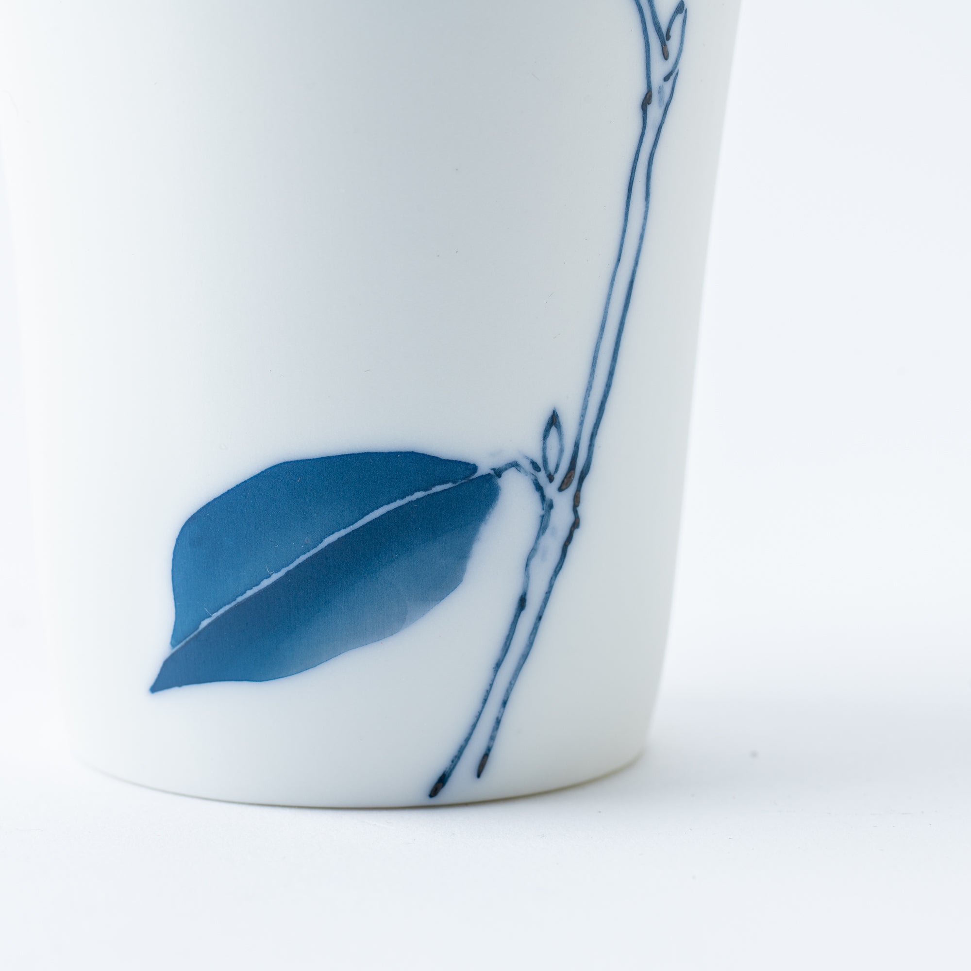 Blue Flower Camellia Beer Cup