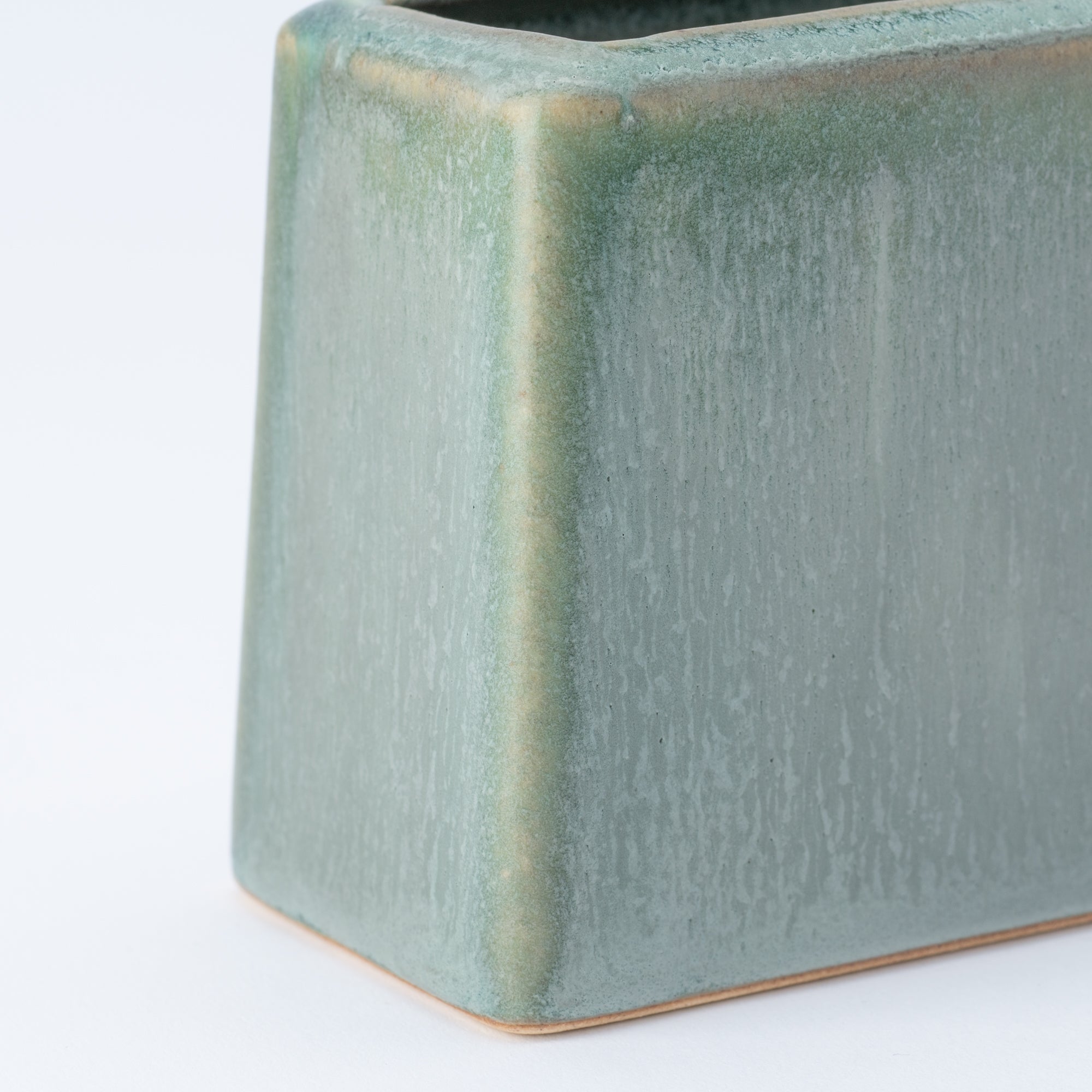 Porta utensilios rectangular con esmalte terroso