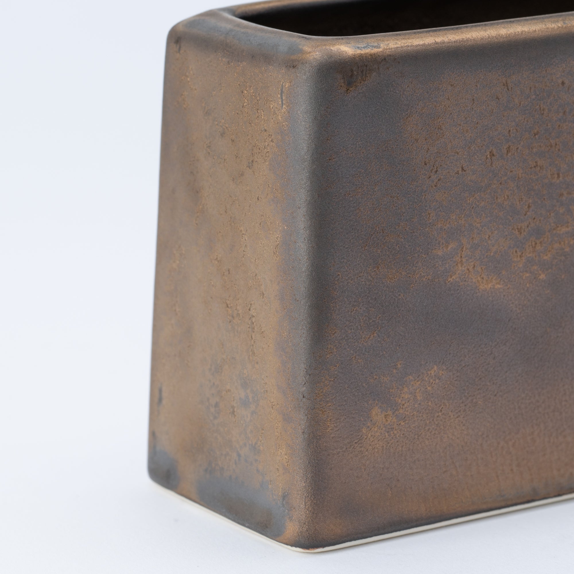 Porta utensilios rectangular con esmalte terroso