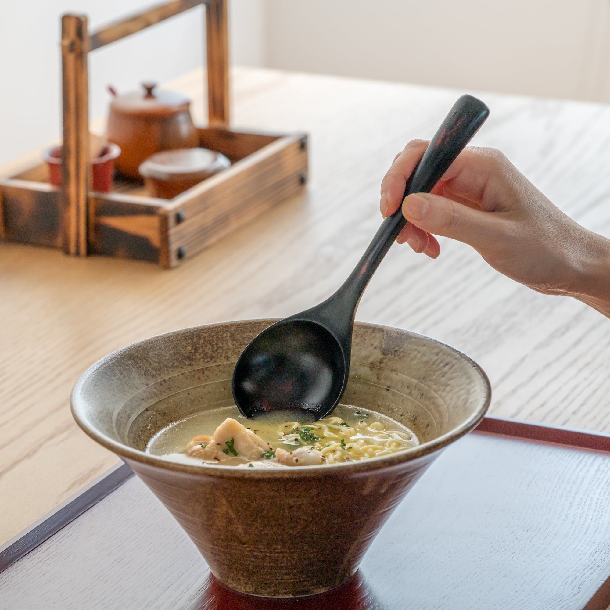 Round Lacquered Ramen Spoon