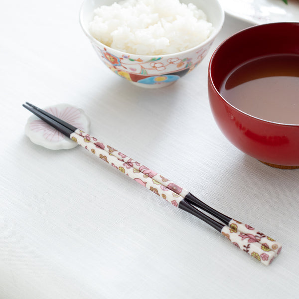 Harekutani Pink/Light Blue Kutani Reusable Chopsticks 22.5cm/8.9in & Chopstick Rests (Set of Two)