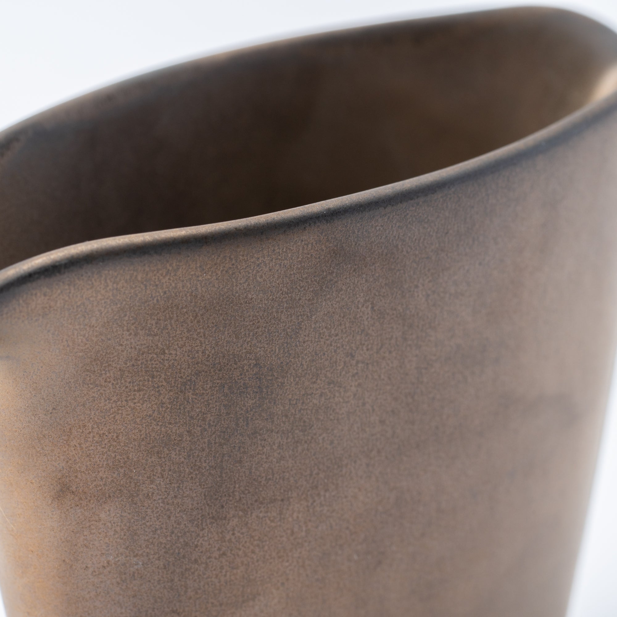 Soporte para salsa y utensilios con glaseado terroso