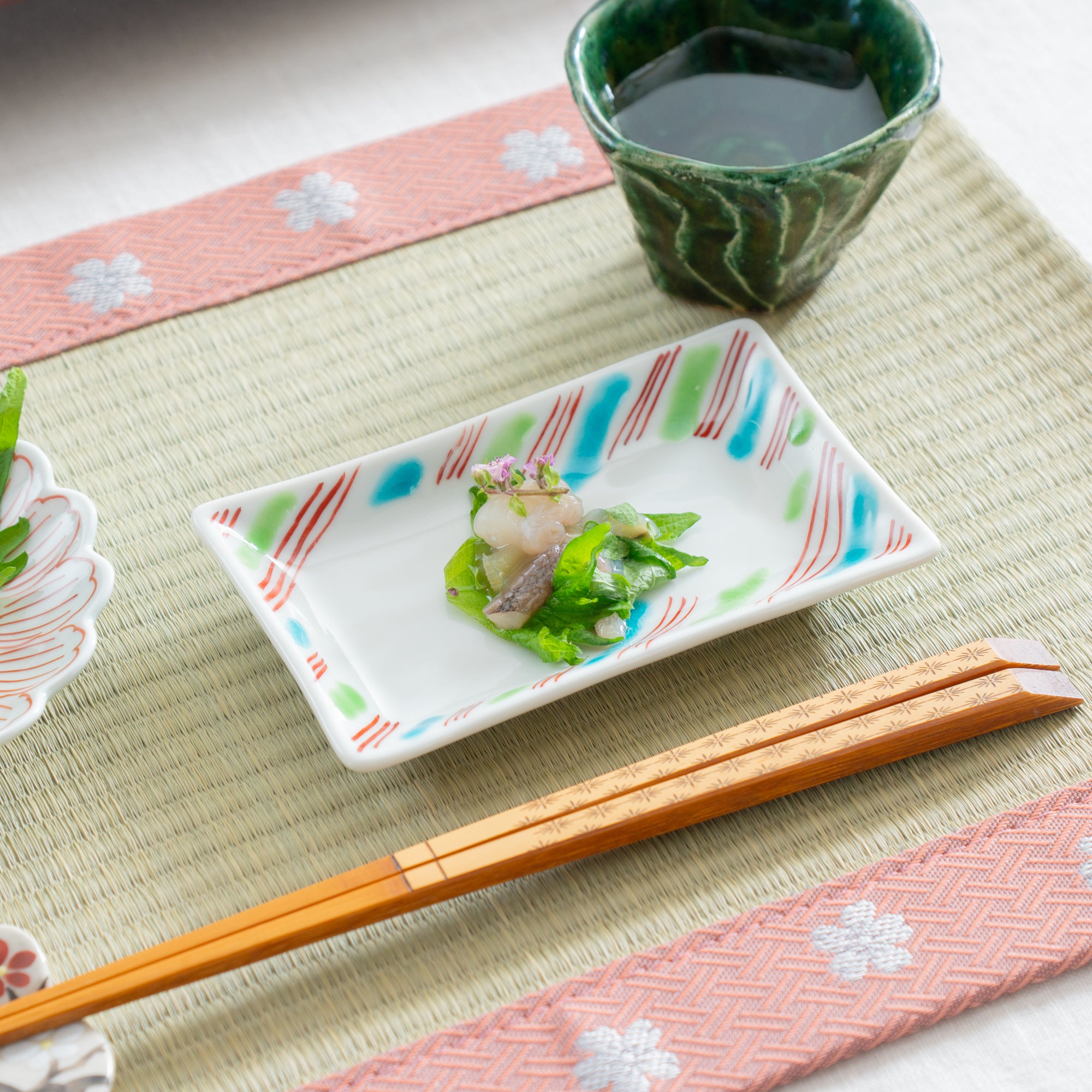Auspicious Pattern Rectangle Sauce Plate