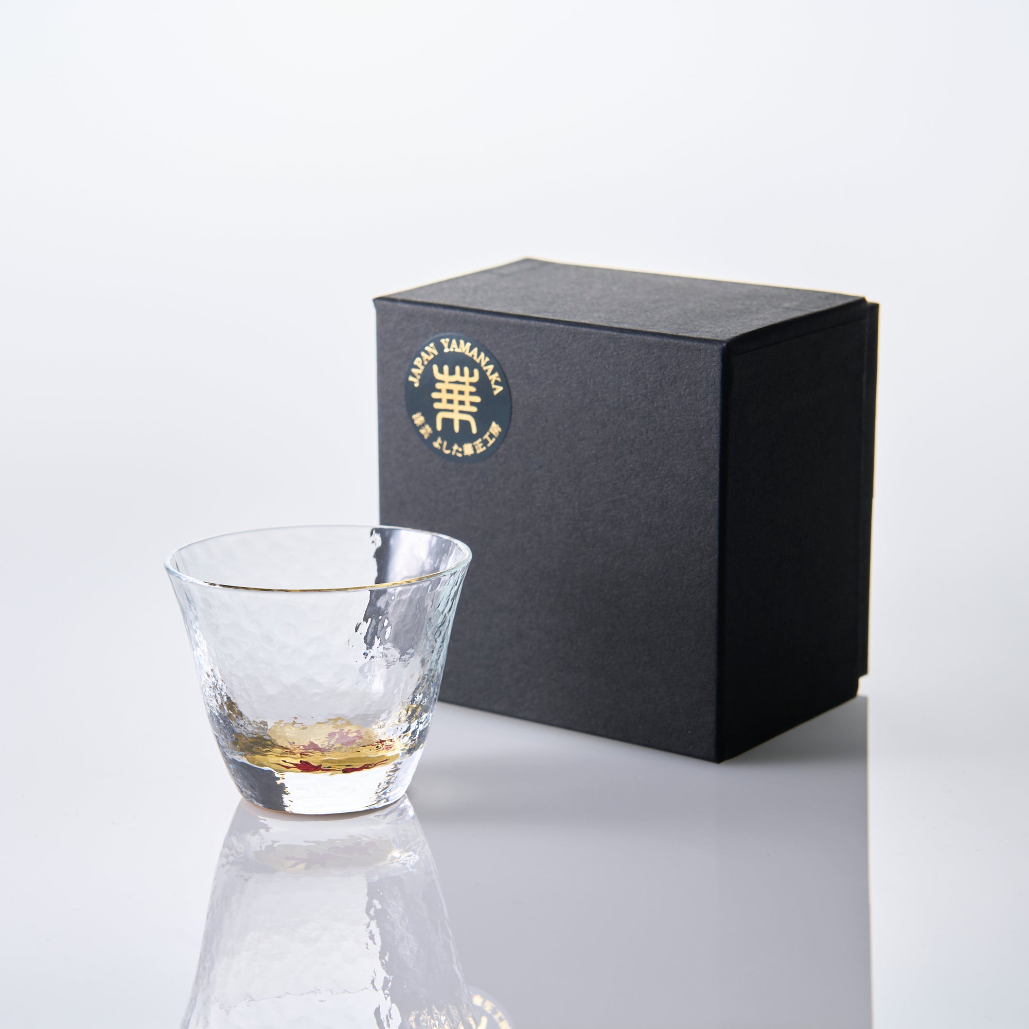 Maple Leaves Maki-e Guinomi Sake Cup
