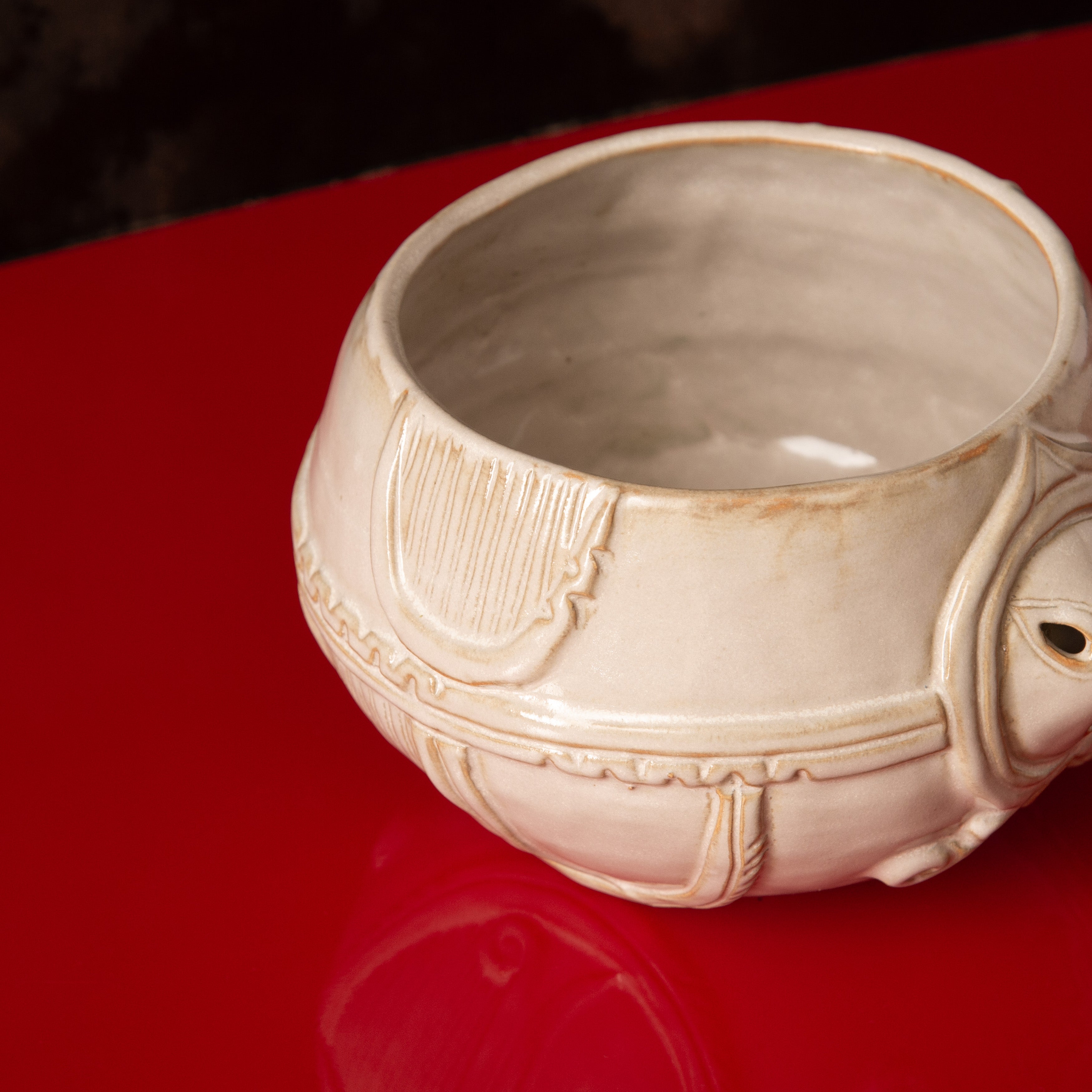 Taido White Jomon Cachepot