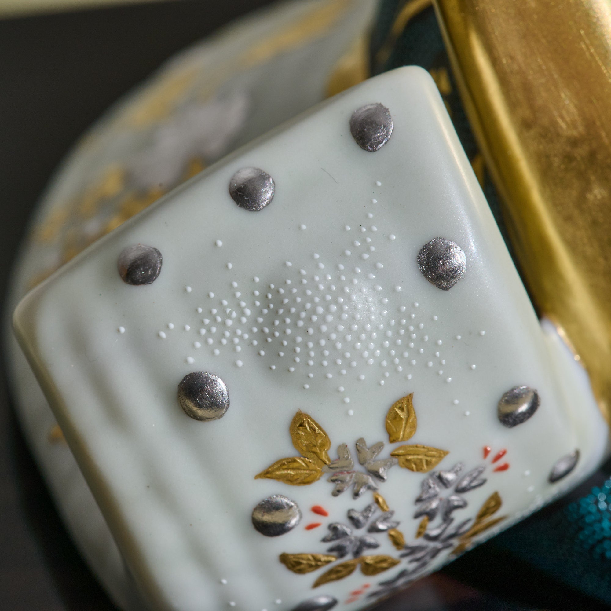 Morikin Aochibu and Shirochibu Kabuto Samurai Helmet Ornament