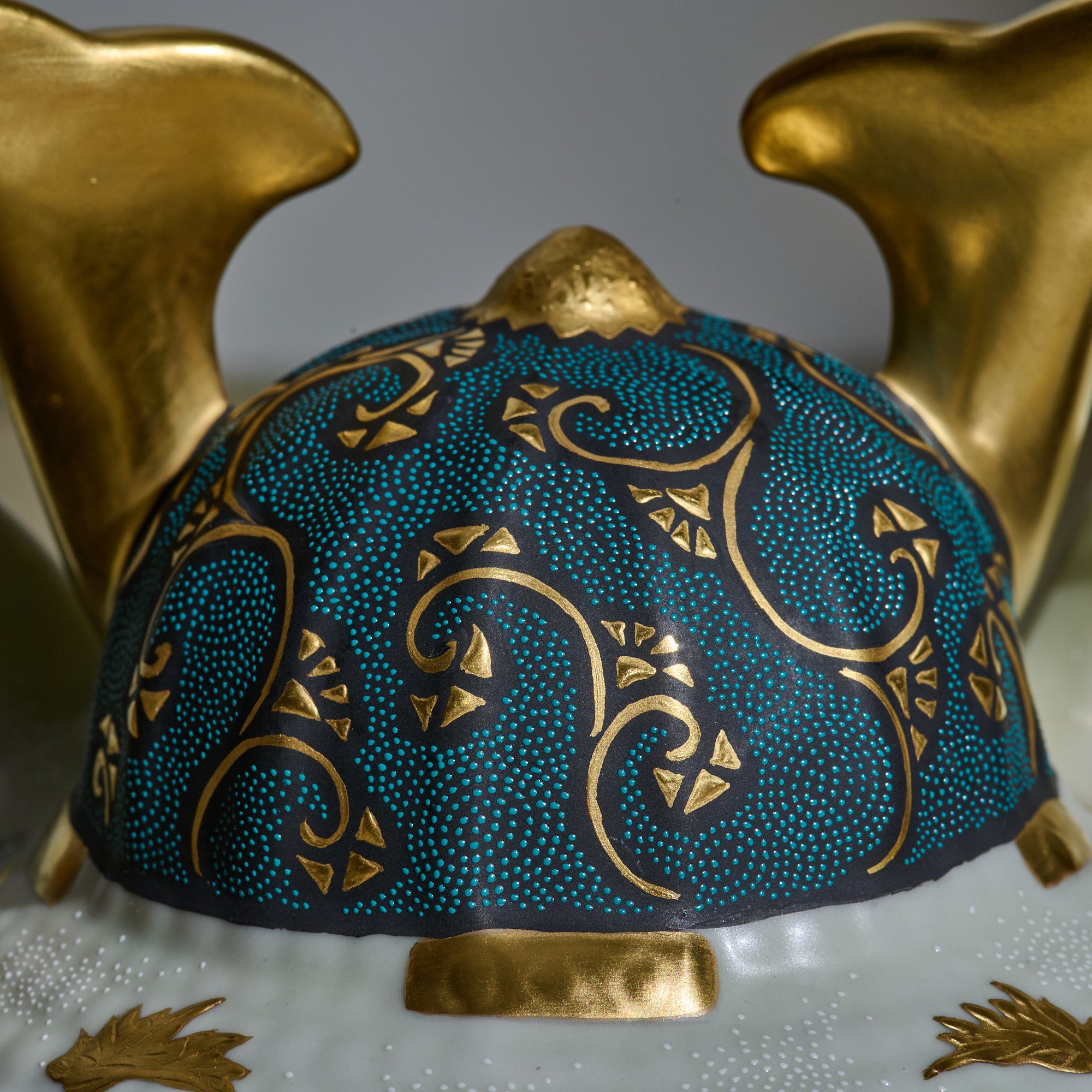 Morikin Aochibu and Shirochibu Kabuto Samurai Helmet Ornament