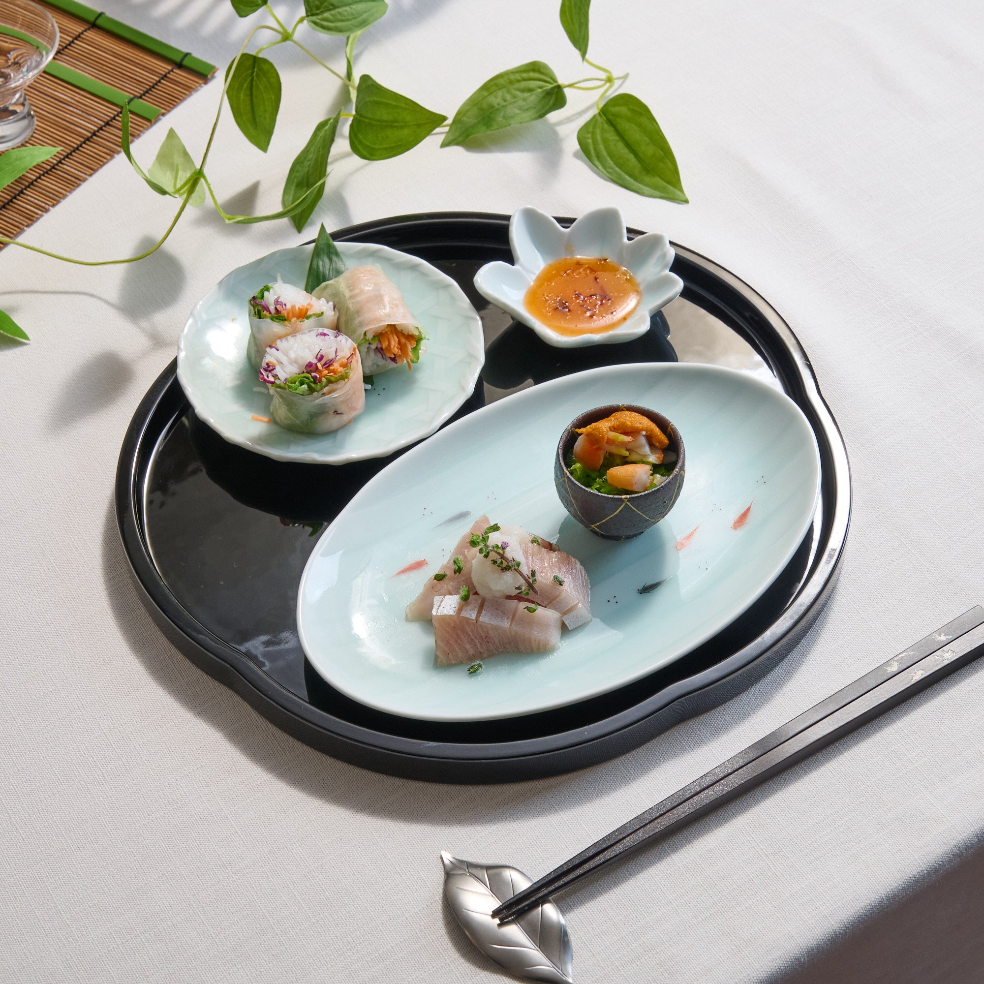 Black Plum-Shaped Serving Tray 11.6 IN