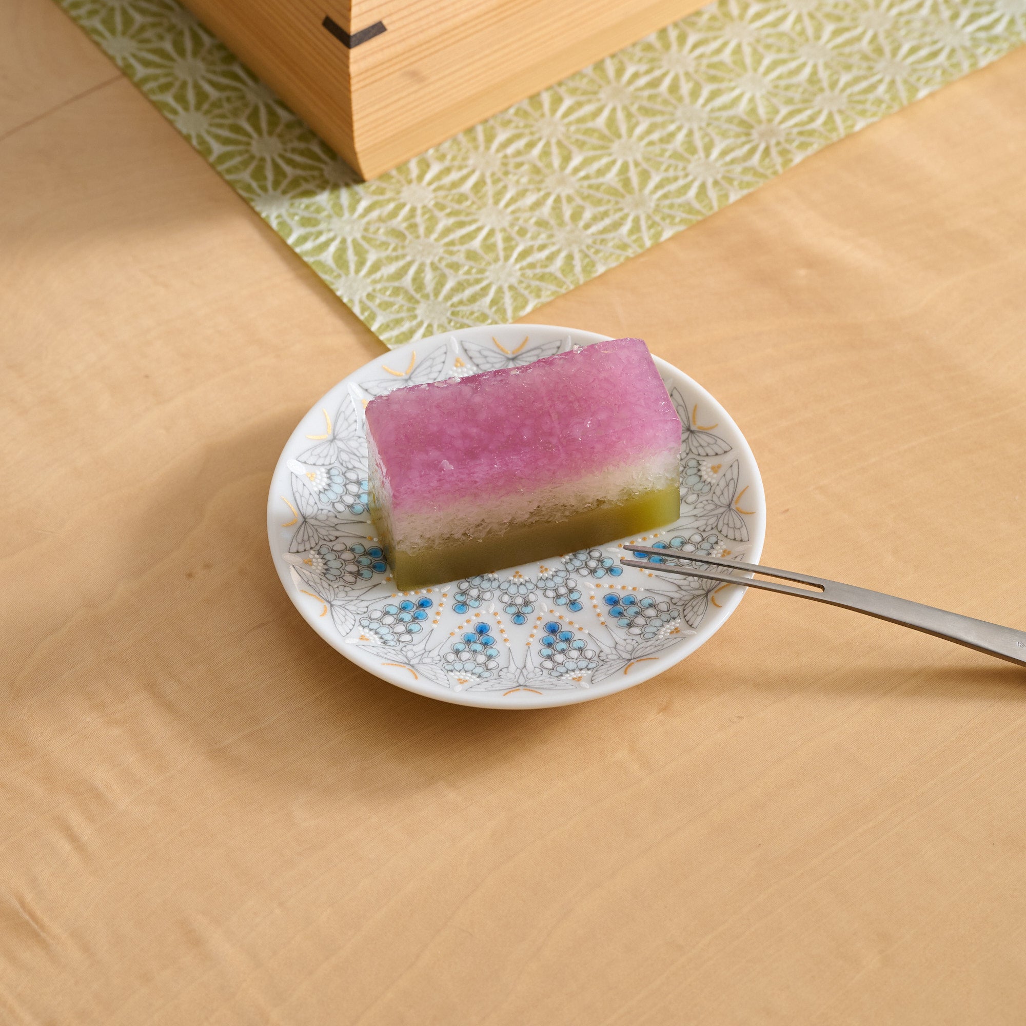 Kutani Art Colorful Saibyo Sauce Plate Set