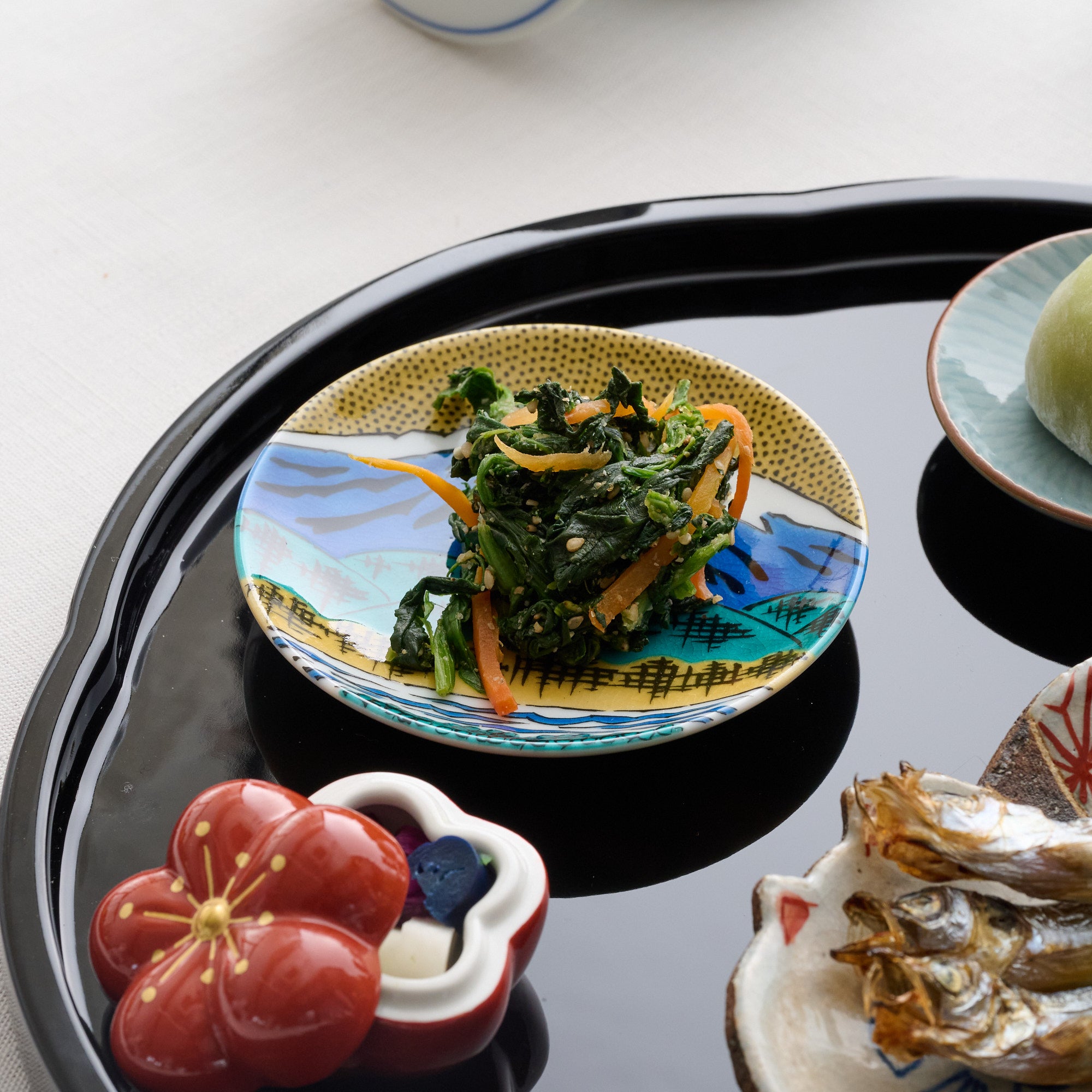 Kutani Art Heritage Designs Sauce Plate Set