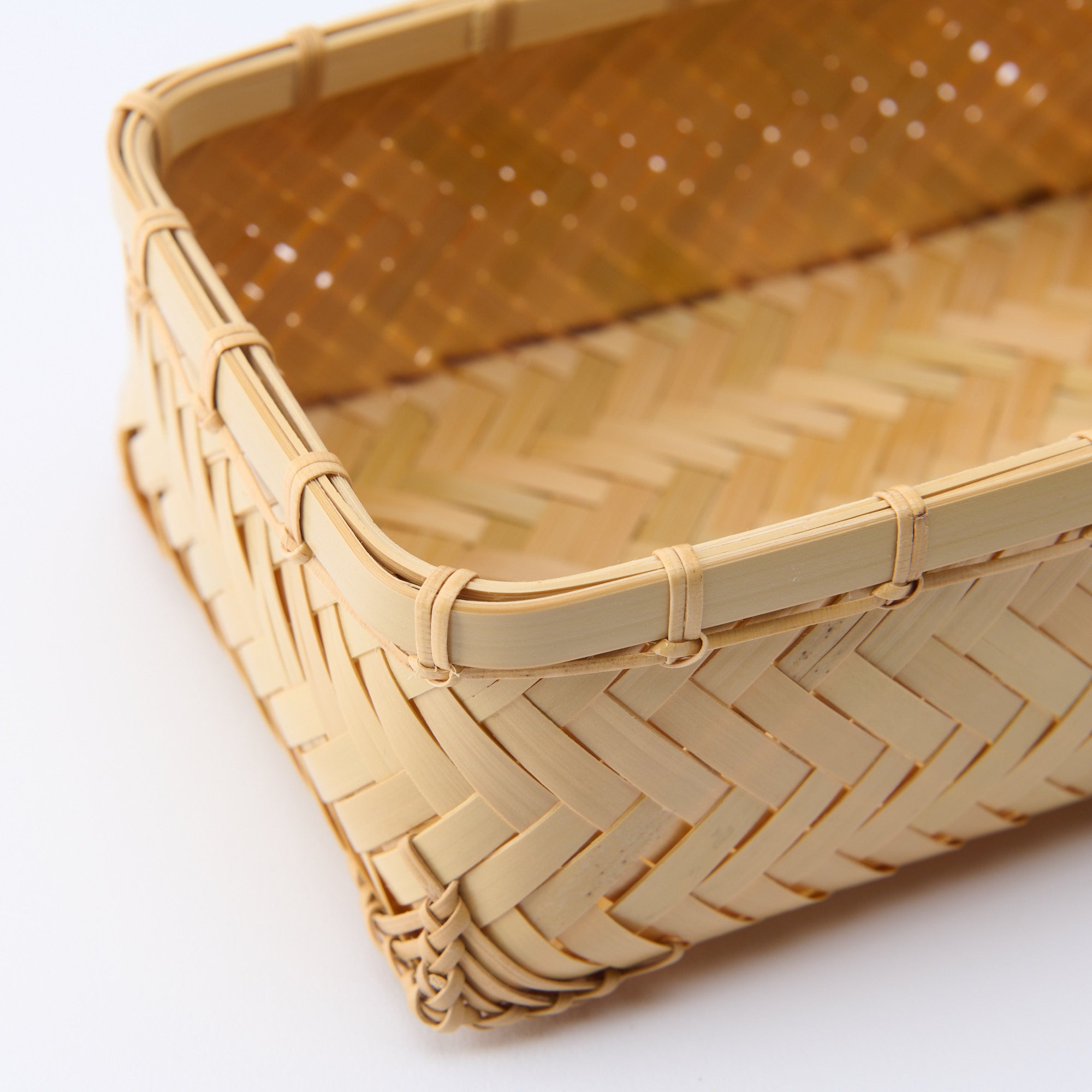Ajiro Weave Bamboo Bento Box