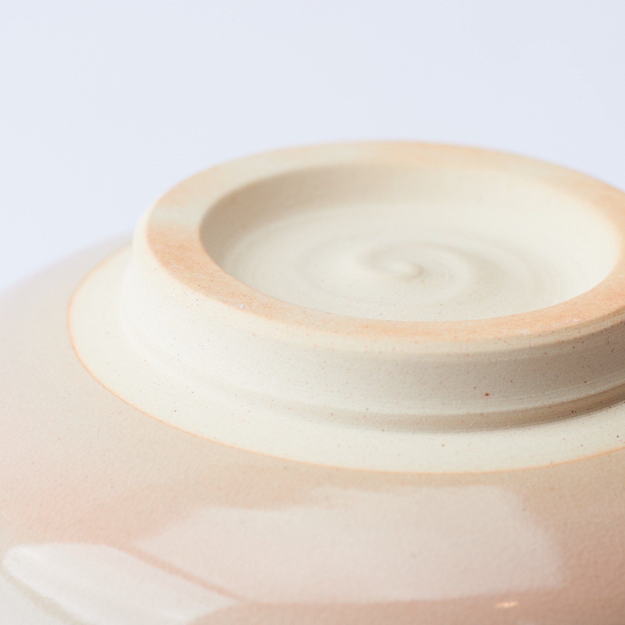 White Cream Gradient Matcha Bowl