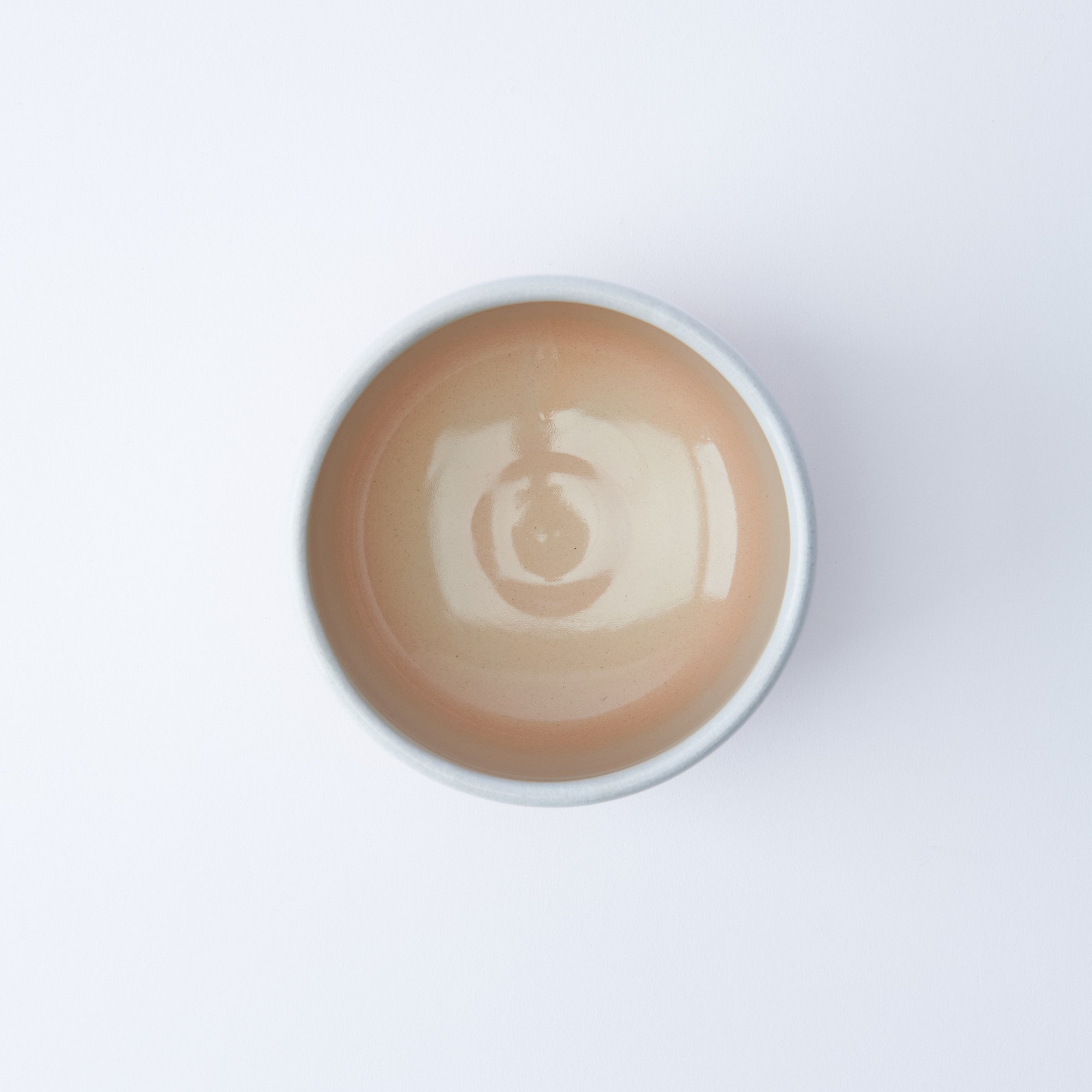 White Cream Gradient Matcha Bowl