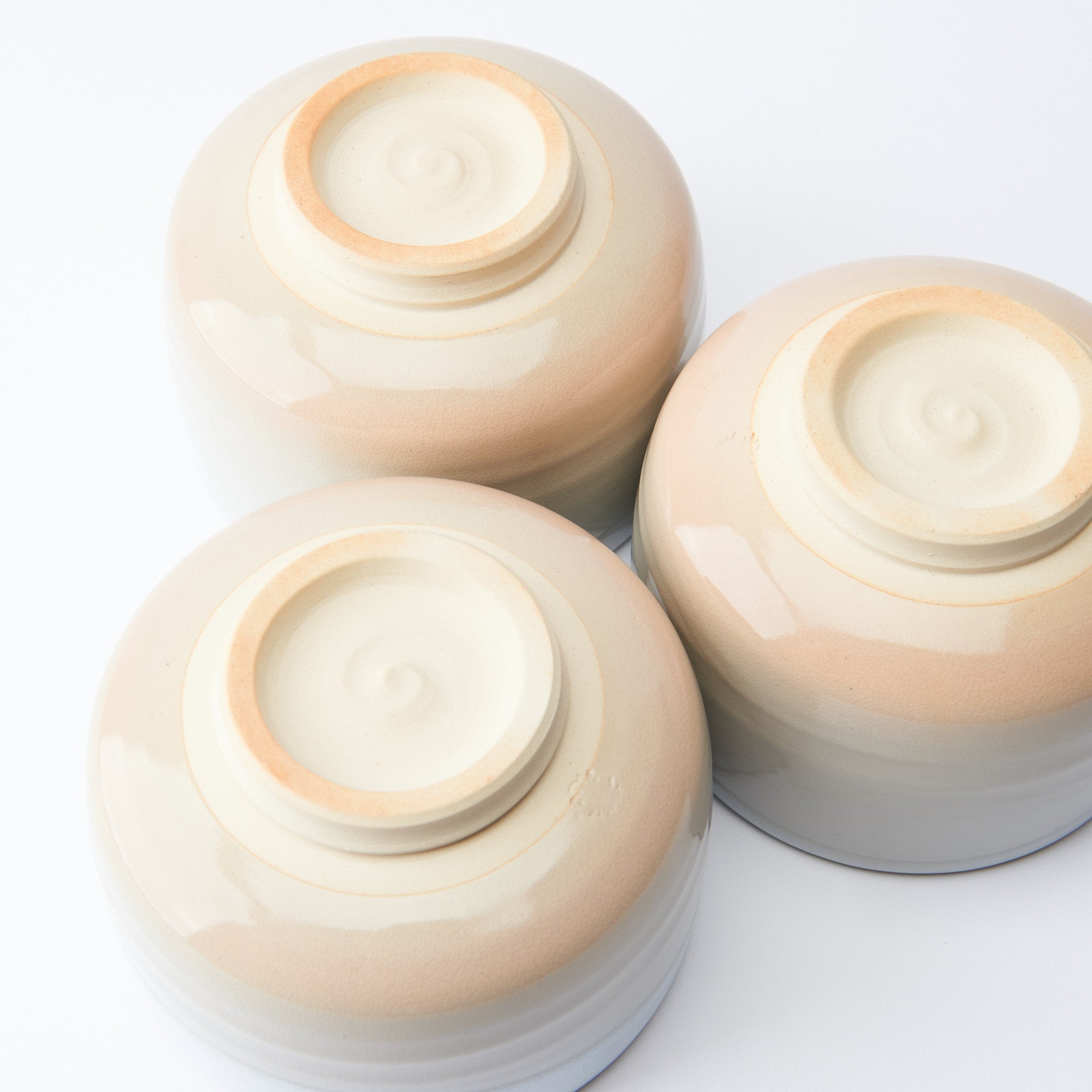 White Cream Gradient Matcha Bowl