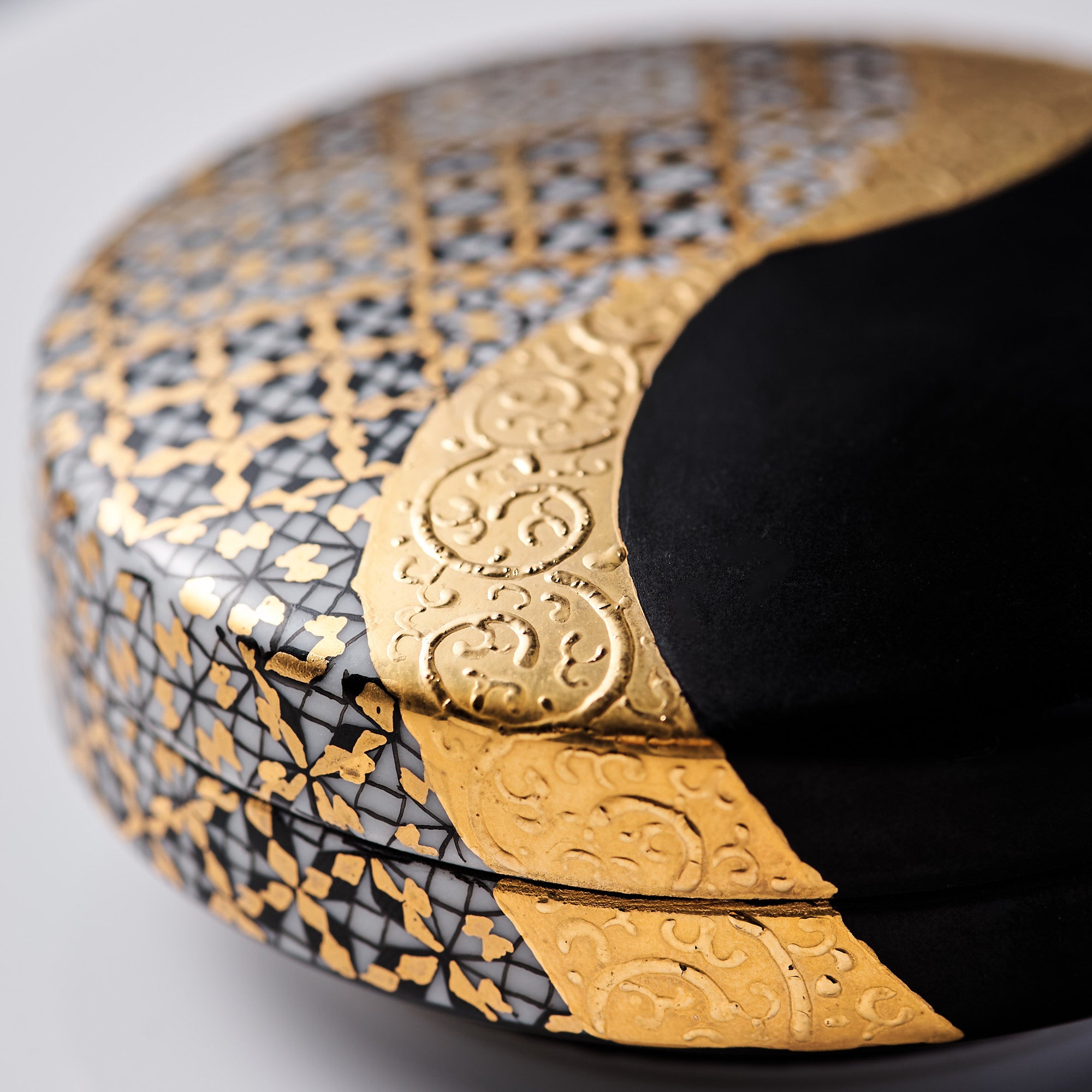 Gold Radiance Kogo Incense Box
