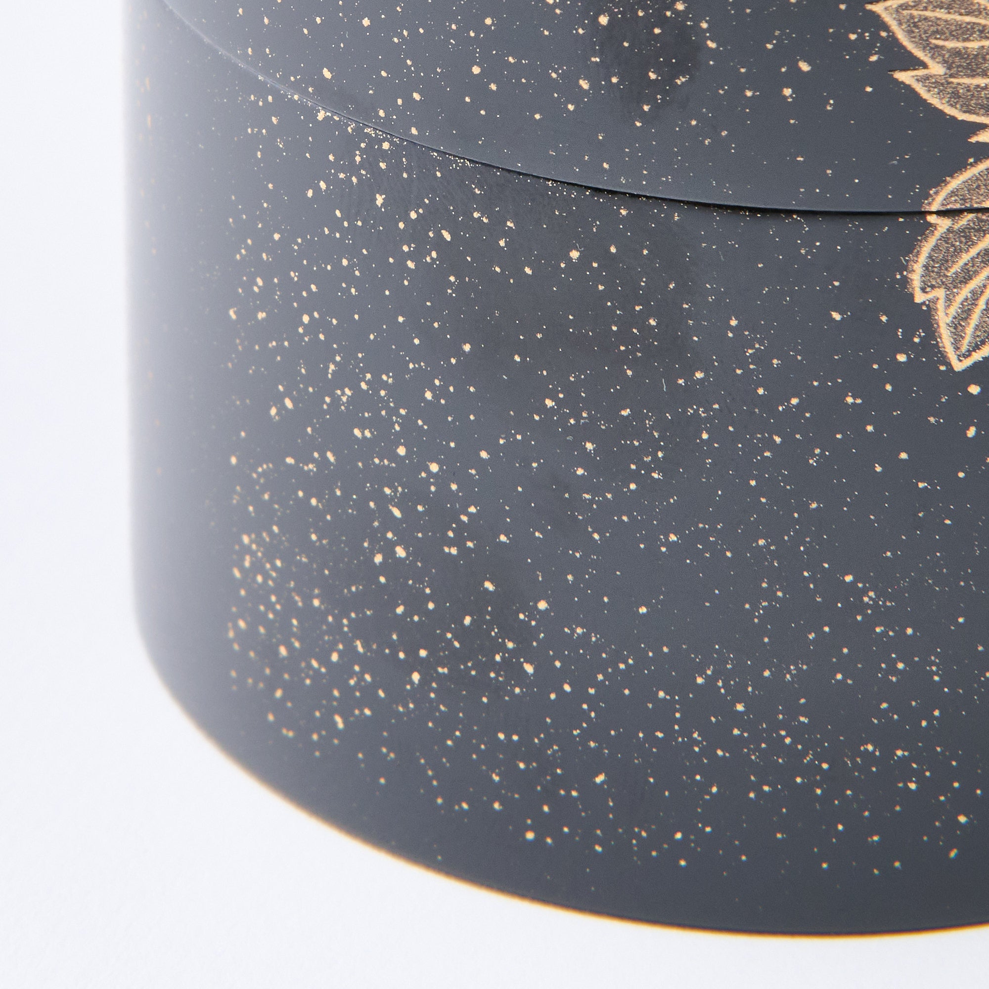 Golden Sasagiri Nakatsugi Matcha Container