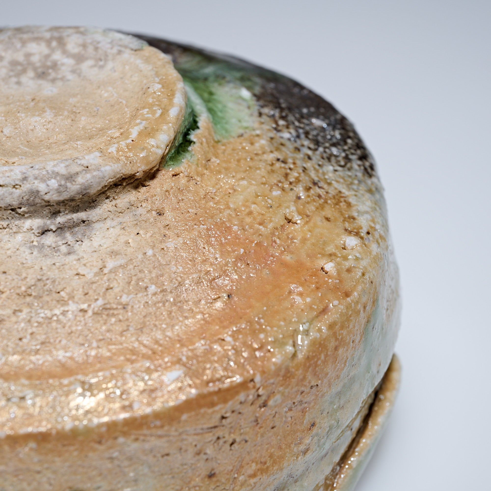 Iga Matcha-Schale mit variablem Glanz