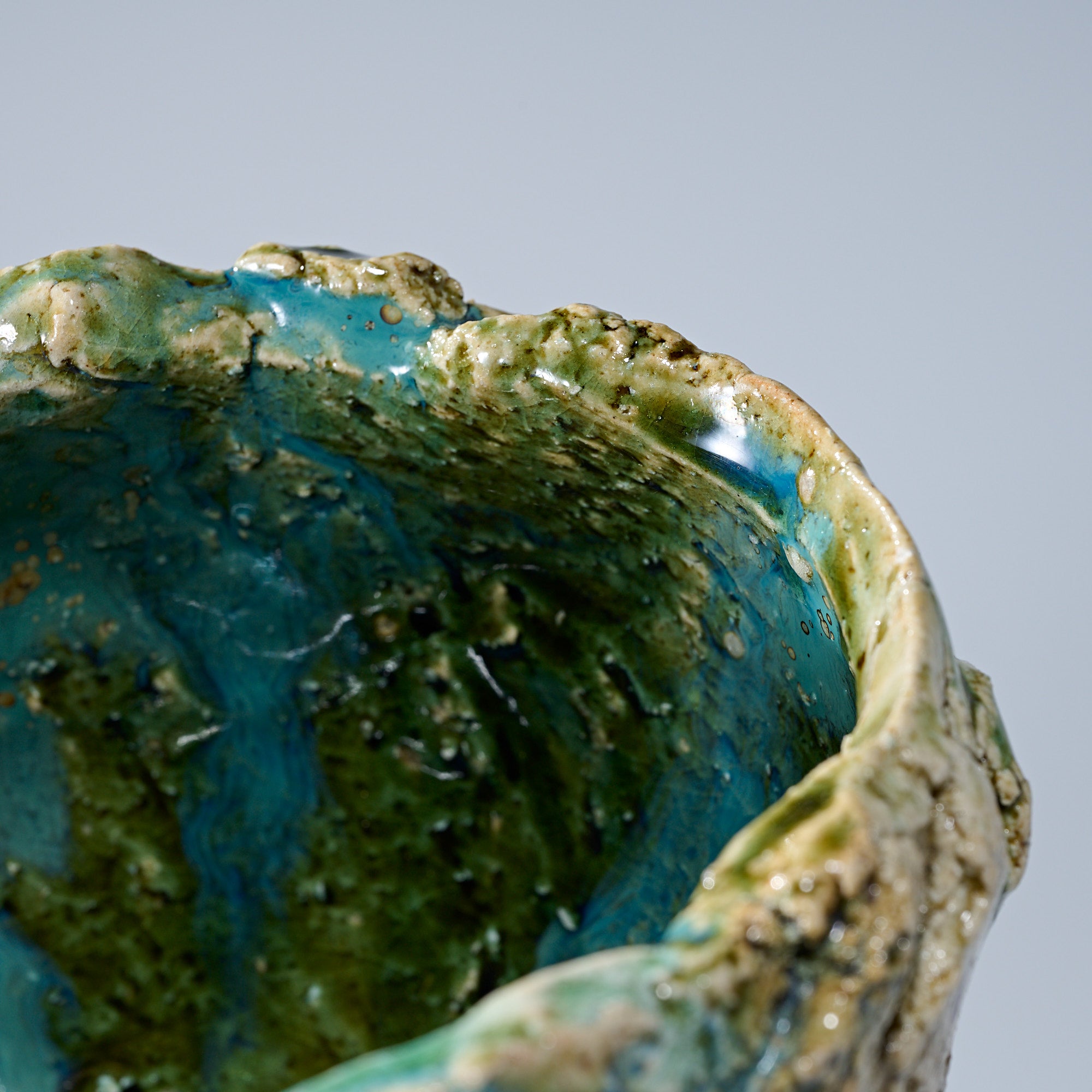 Oribe Earthen Wave Matcha Bowl