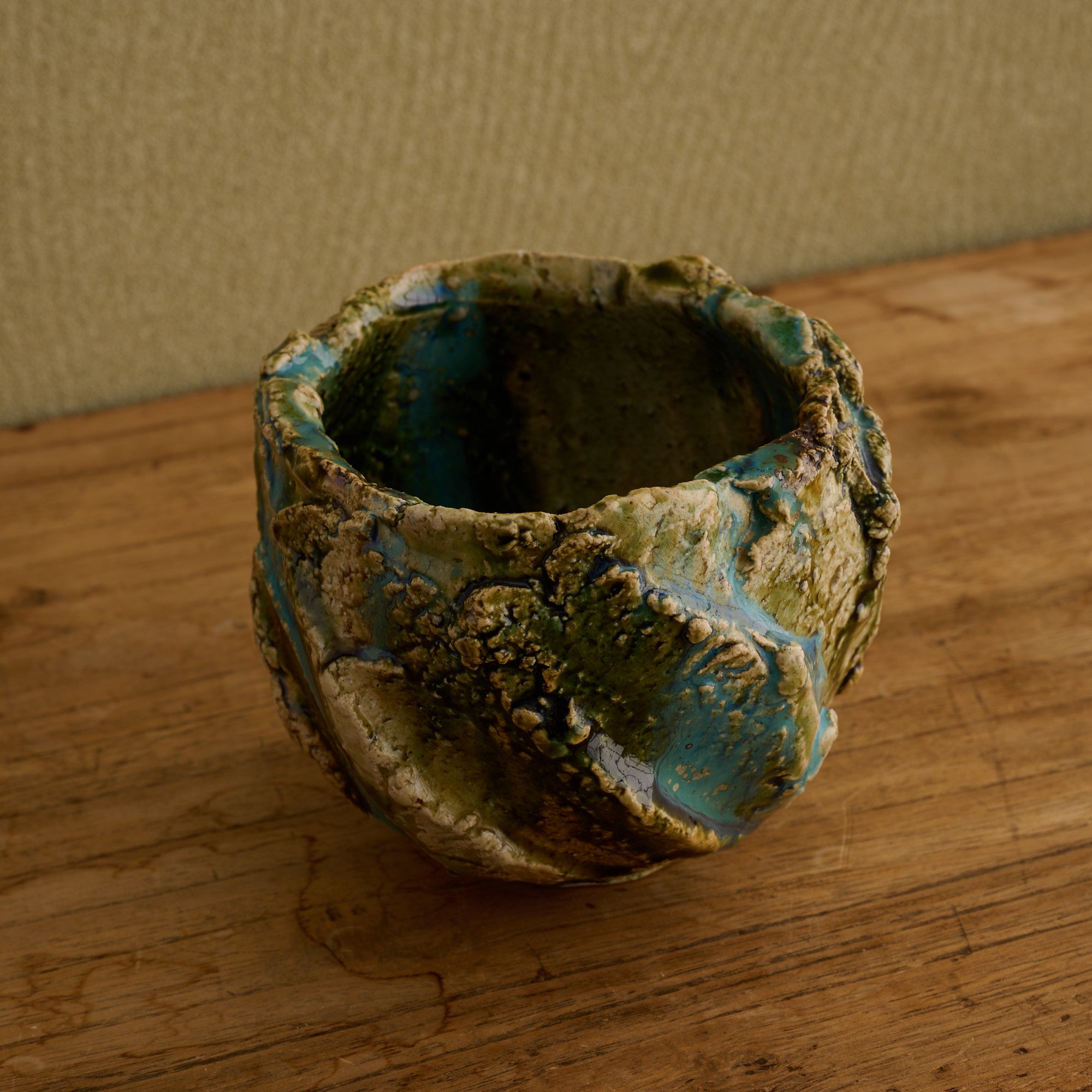 Oribe Earthen Wave Matcha Bowl