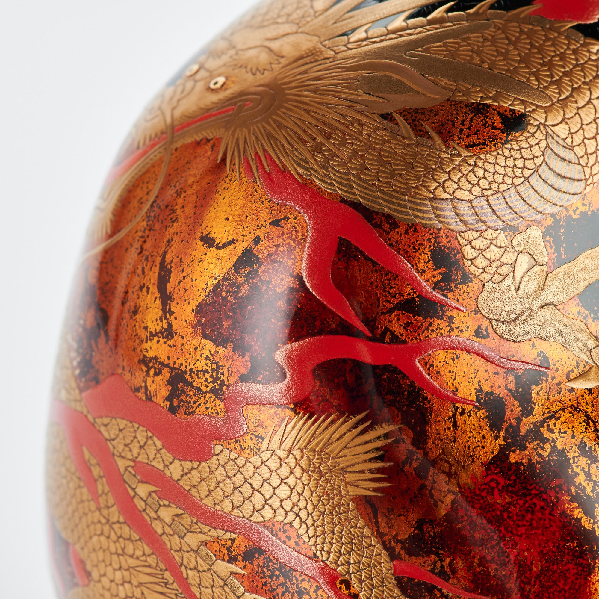 Dragon Maki-e Lucky Cat