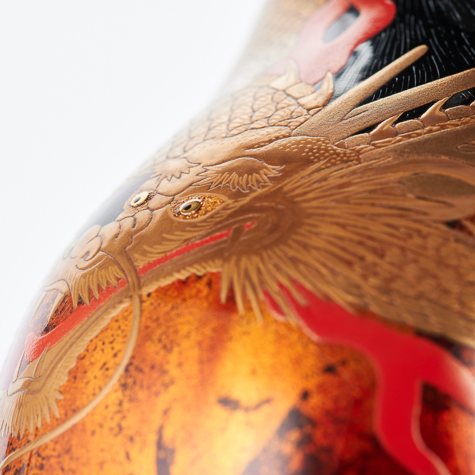 Dragon Maki-e Lucky Cat