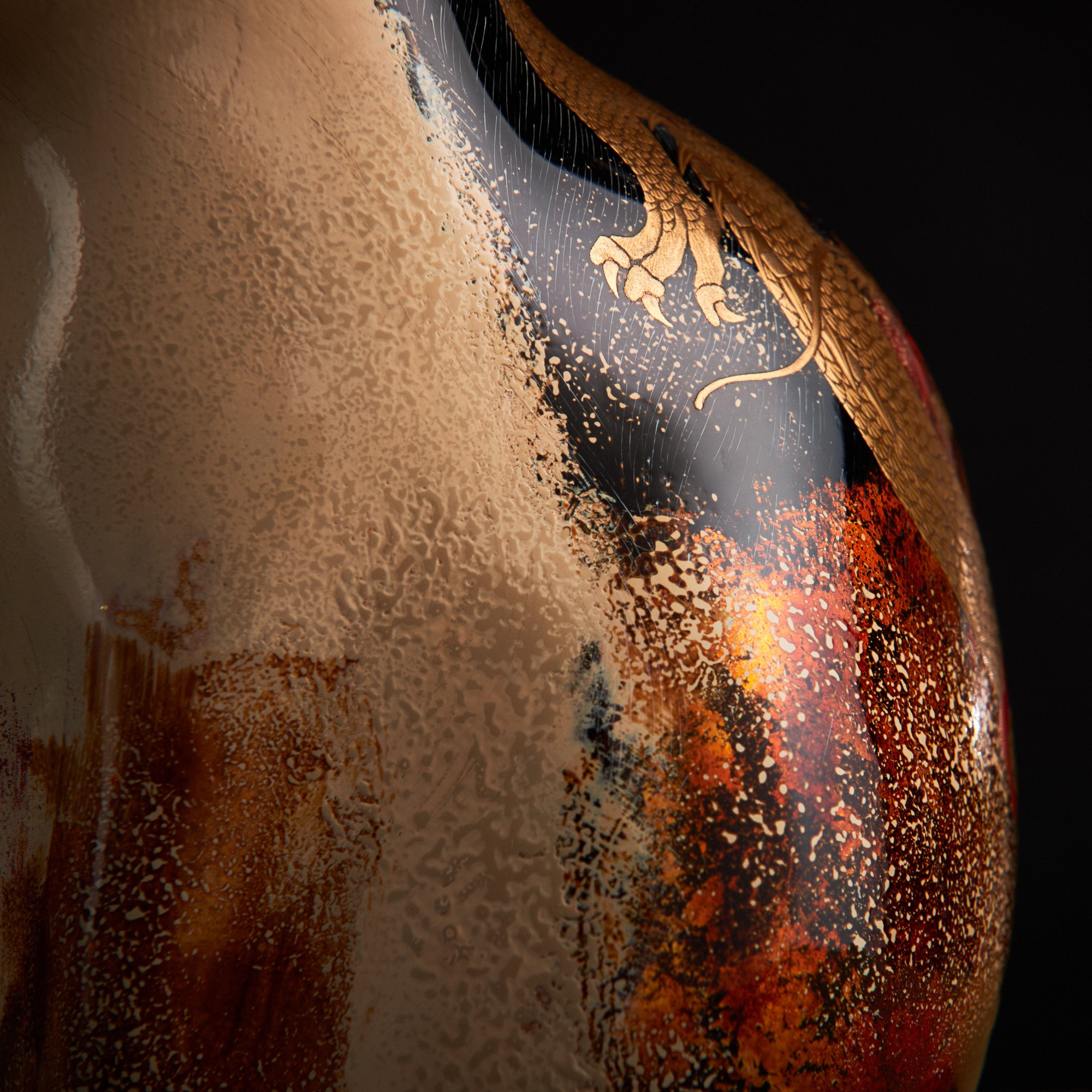 Dragon Maki-e Lucky Cat