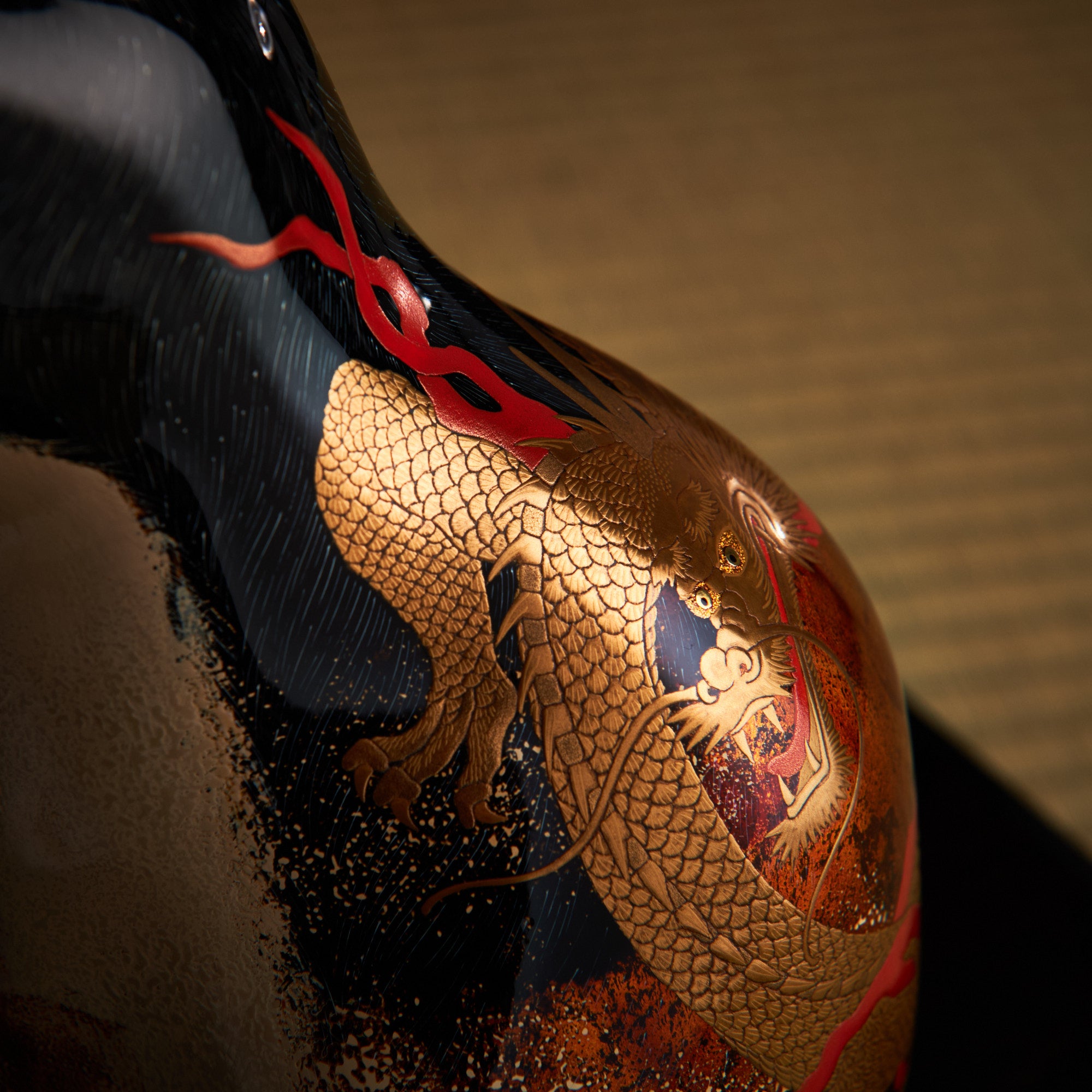 Dragon Maki-e Lucky Cat