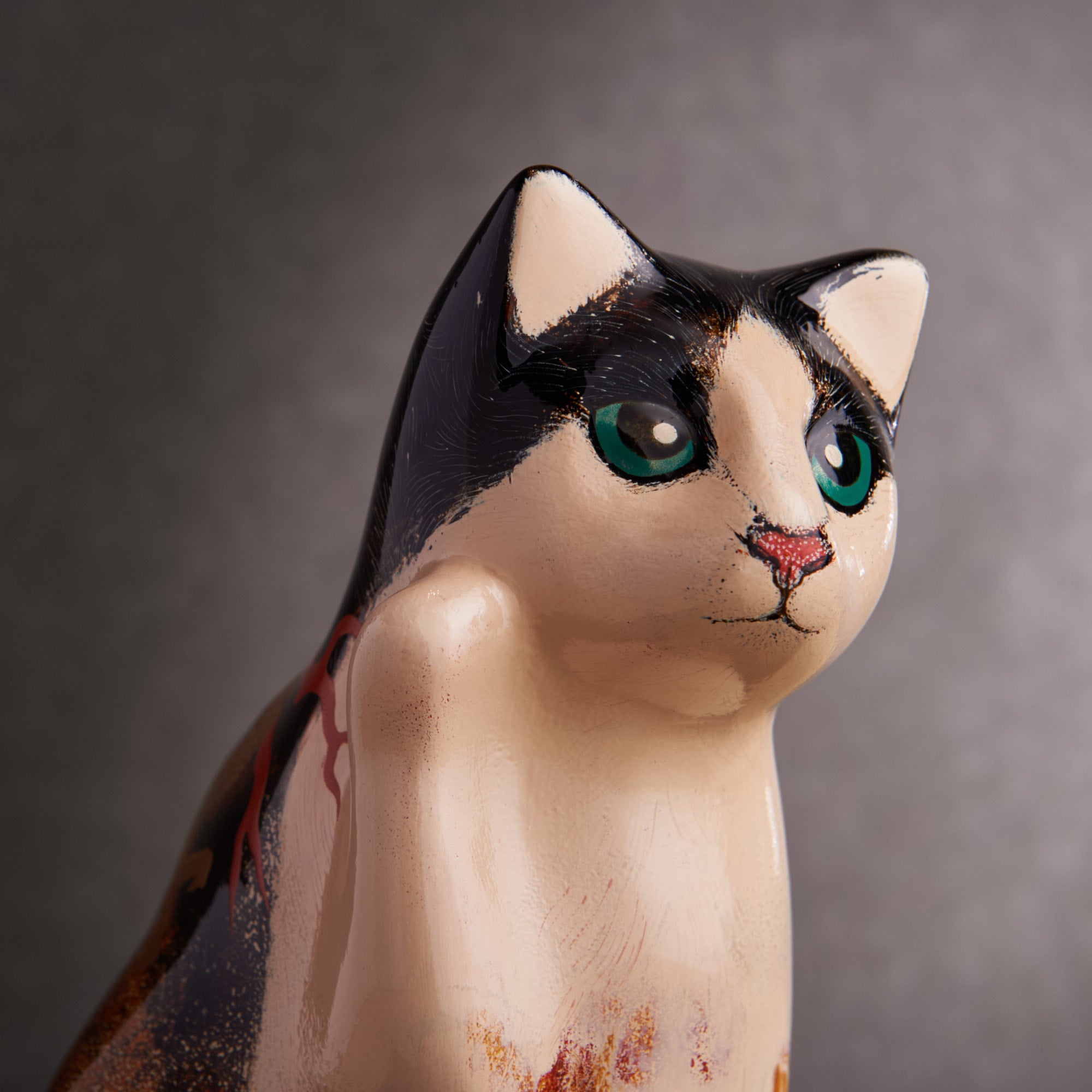 Dragon Maki-e Lucky Cat