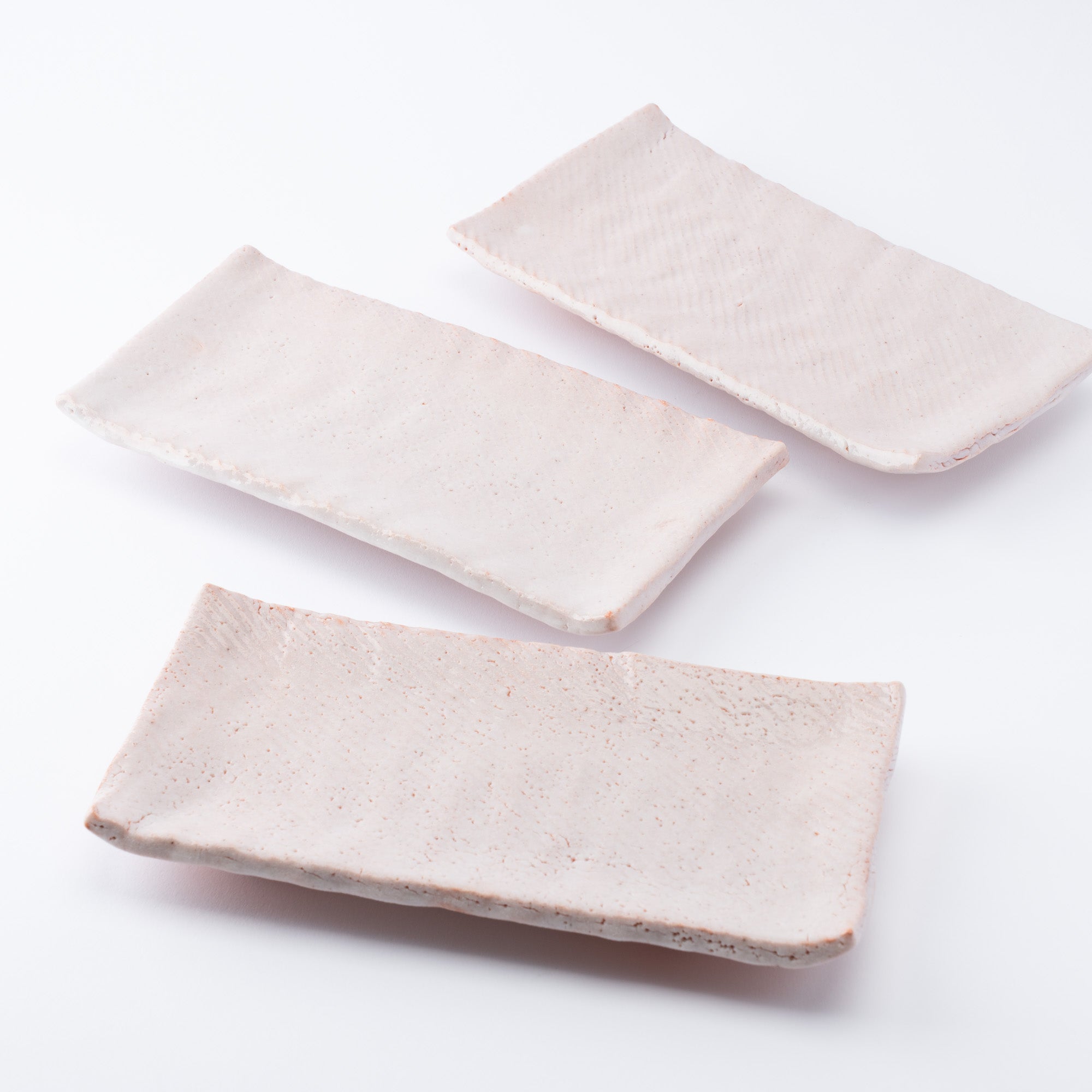 Shino Blush Footed Rectangle Dinner Plate